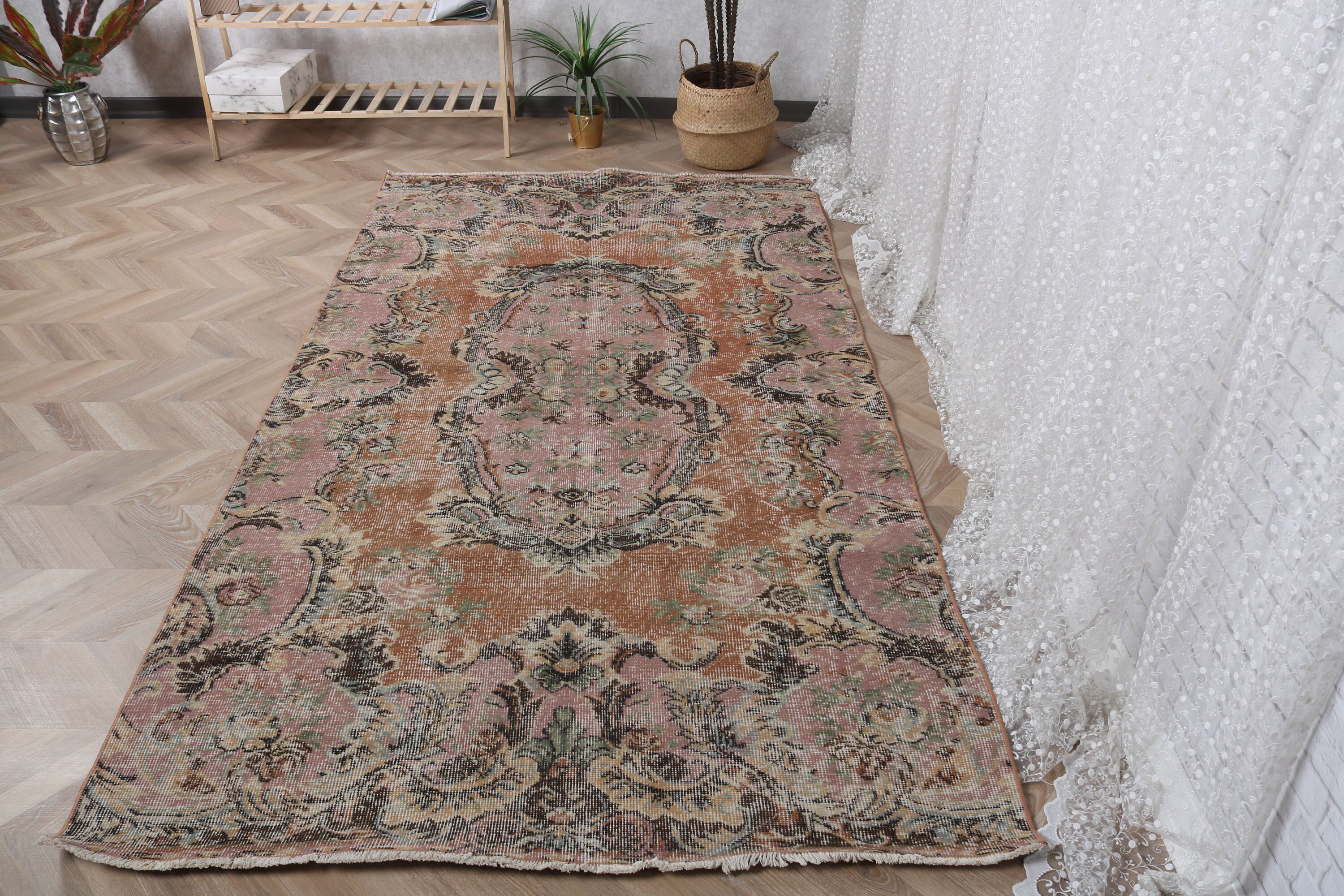 Mutfak Halısı, Pembe Anadolu Halısı, 4.6x8.5 ft Alan Halısı, Çocuk Halısı, Türk Halısı, Yün Halısı, Vintage Halı, Alan Kilimleri, El Dokuma Halı