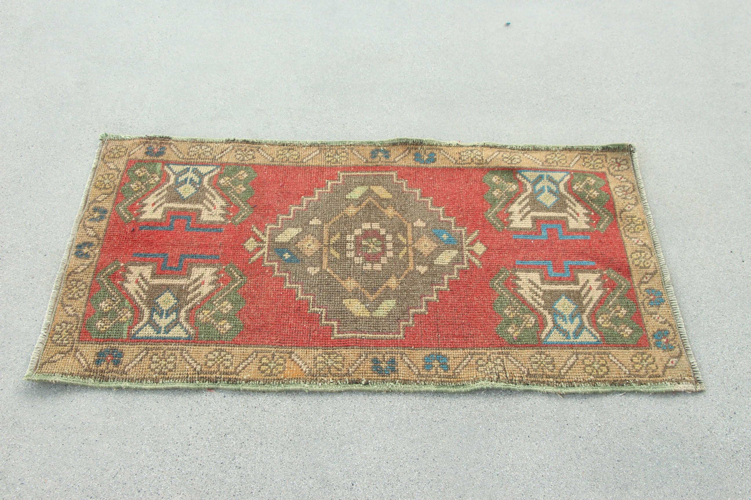 Vintage Halılar, Banyo Halısı, Küçük Boho Halı, Sanatsal Halılar, Kırmızı Ev Dekorasyonu Halısı, Türk Halısı, 1.8x3.2 ft Küçük Halı, Düz Dokuma Halı