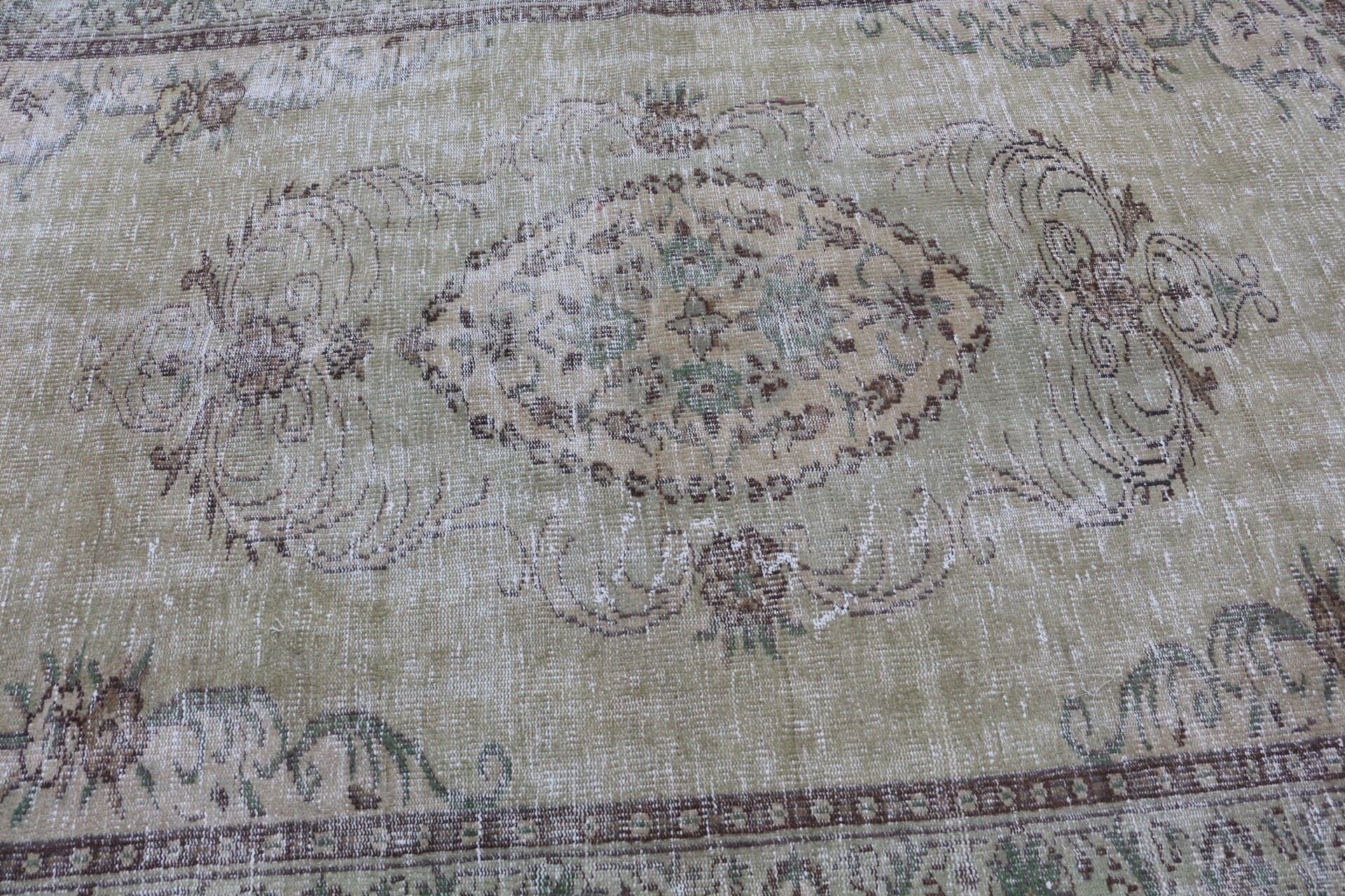 Living Room Rug, Floor Rugs, Pale Rugs, Dining Room Rug, Vintage Rug, Antique Rugs, Turkish Rugs, Green Anatolian Rug, 5.7x9.4 ft Large Rug