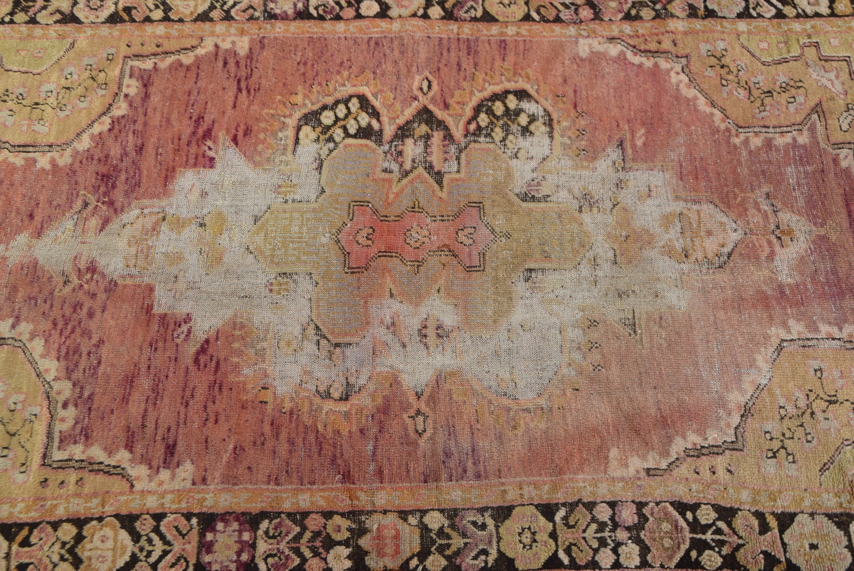 Red Oushak Rug, Kitchen Rugs, Anatolian Rug, Vintage Rug, Oushak Rug, 3.6x6 ft Accent Rug, Rugs for Bedroom, Bedroom Rugs, Turkish Rugs