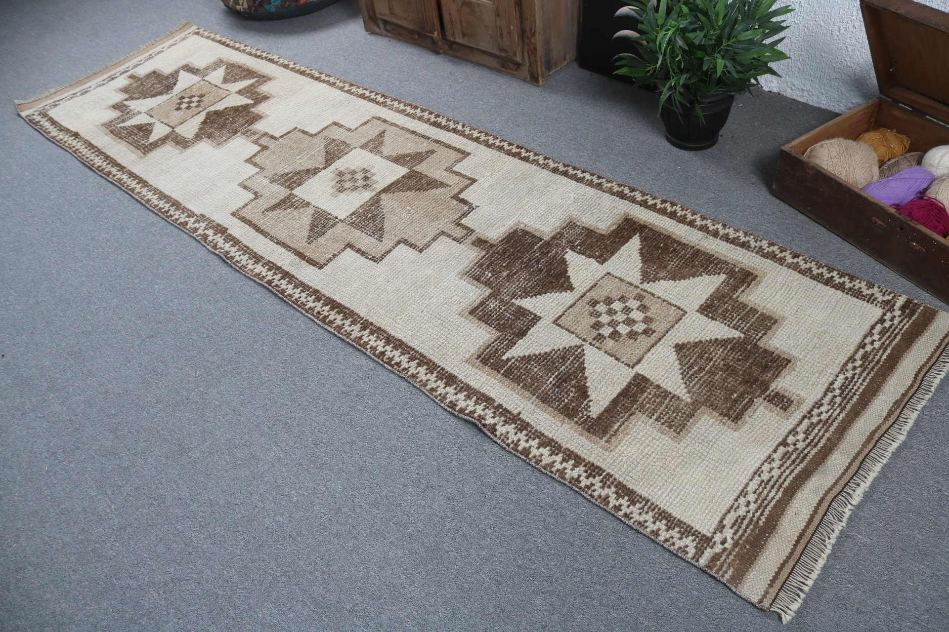 Vintage Halı, 2.7x10 ft Runner Halıları, Bej Lüks Halı, Dış Mekan Halısı, Türk Halısı, Ev Dekor Halıları, Merdiven Halıları, Antika Halılar, Mutfak Halıları