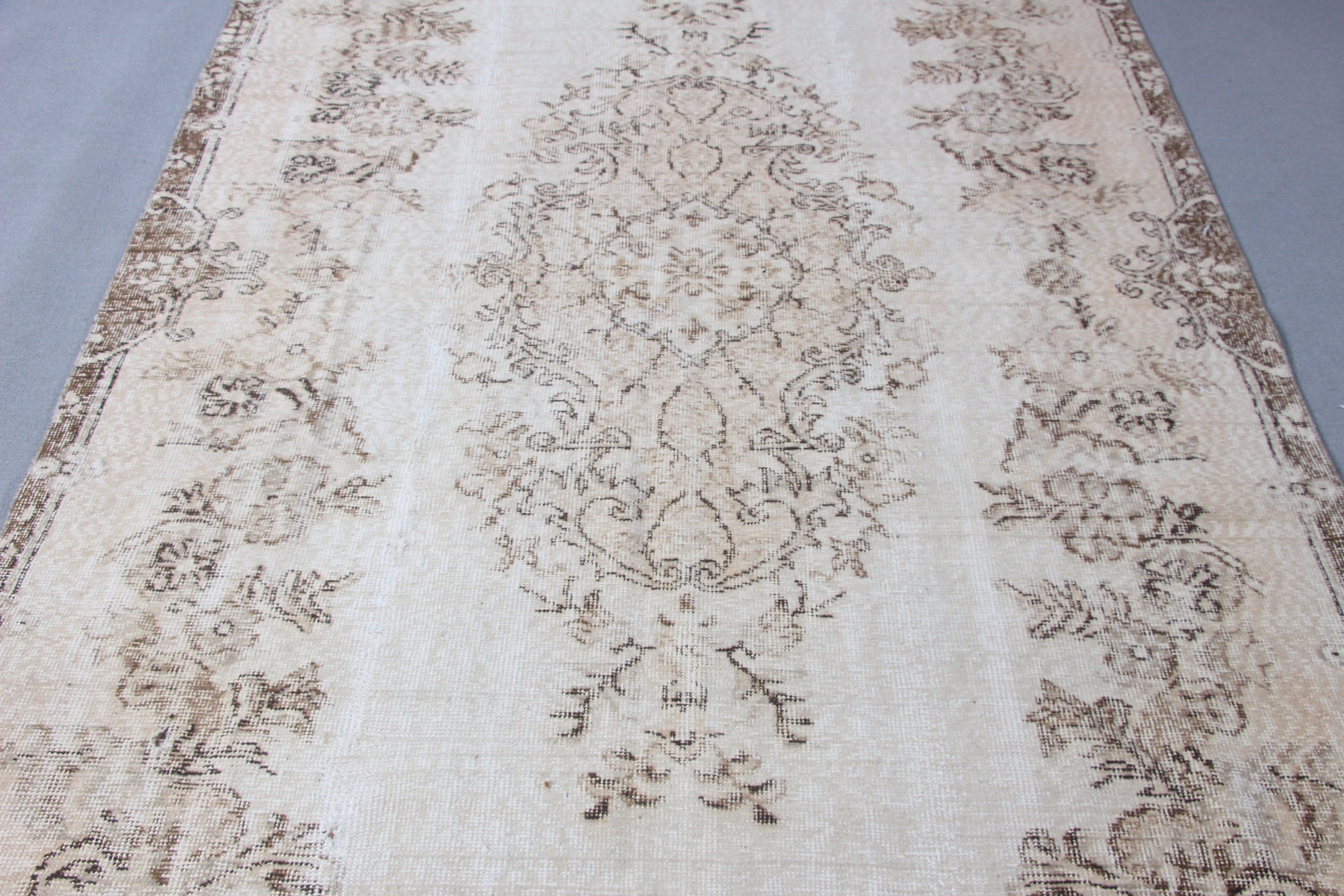 Living Room Rugs, Vintage Rugs, Office Rugs, Beige Oushak Rug, Salon Rug, Luxury Rugs, Turkish Rug, 5.5x9.7 ft Large Rug