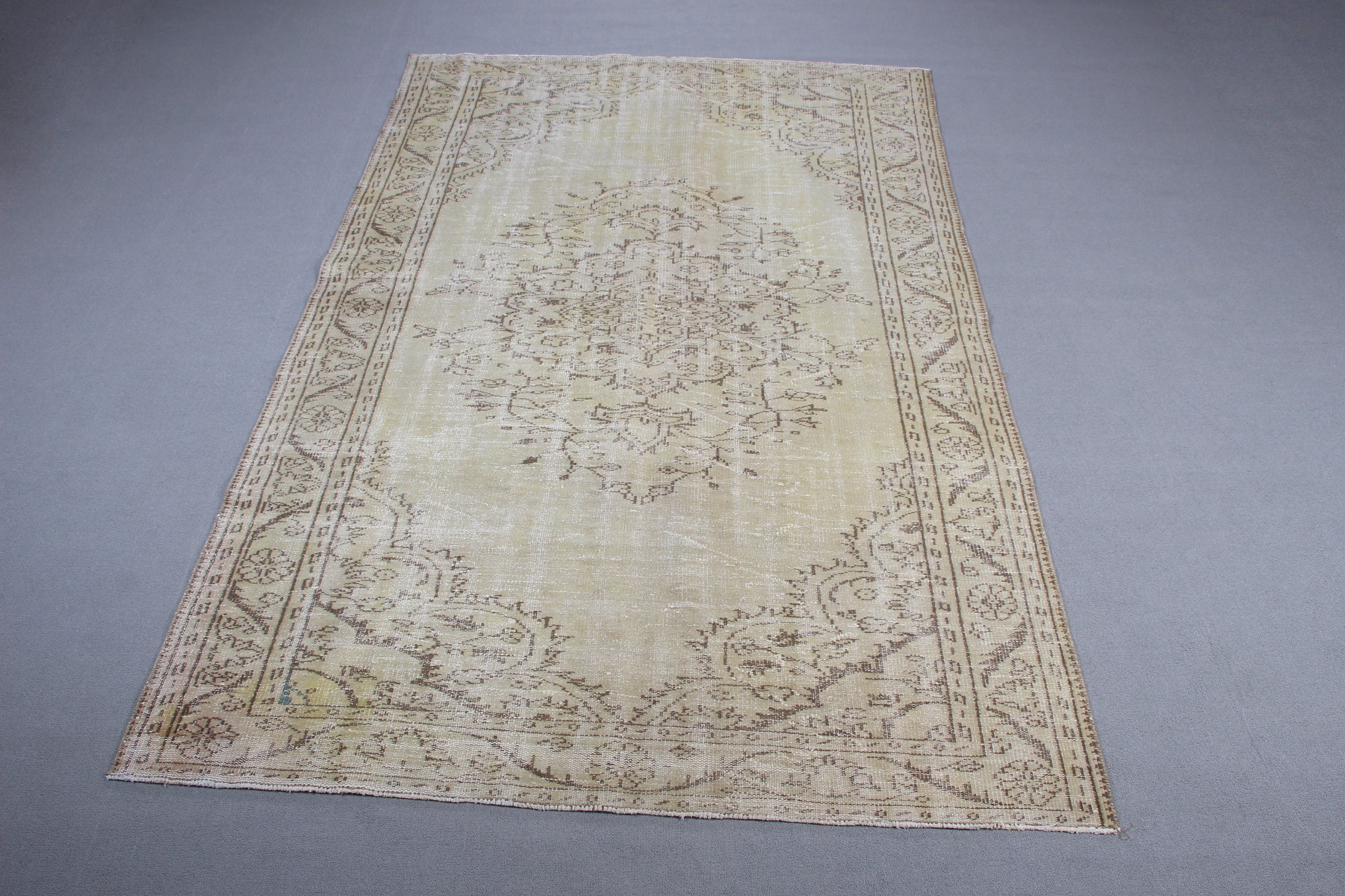 Oushak Bölge Halısı, Vintage Halılar, Türk Halıları, 5.8x5.8 ft Alan Halısı, İç Mekan Halıları, Boho Halıları, Oryantal Halılar, Yeşil Ev Dekor Halıları