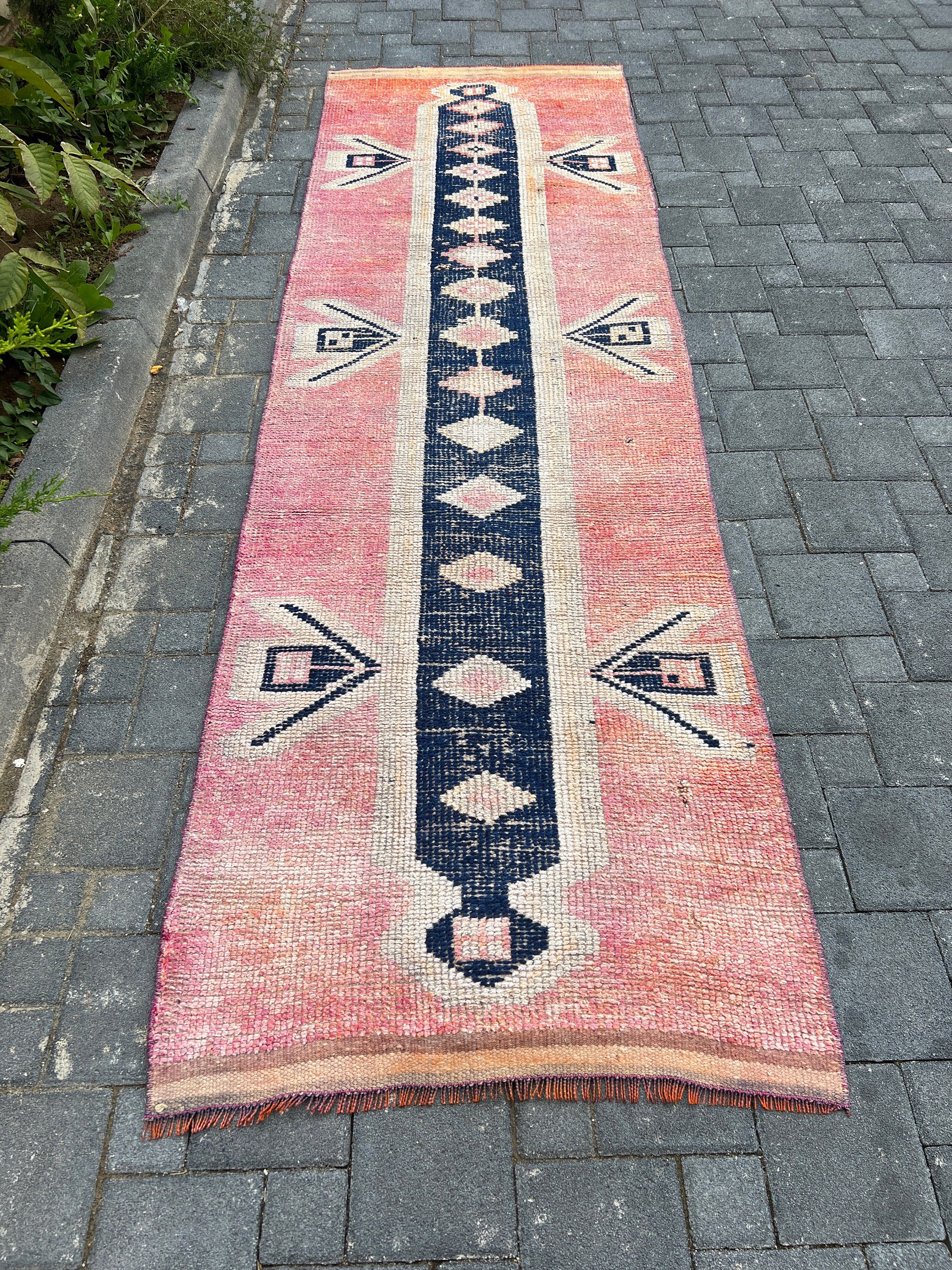 Pembe Ev Dekor Halısı, Göçebe Halısı, Türk Halısı, Vintage Halı, Havalı Halı, Koşucu Halıları, Merdiven Halısı, 3x10.4 ft Koşucu Halısı, Sanat Halısı, Yün Halılar