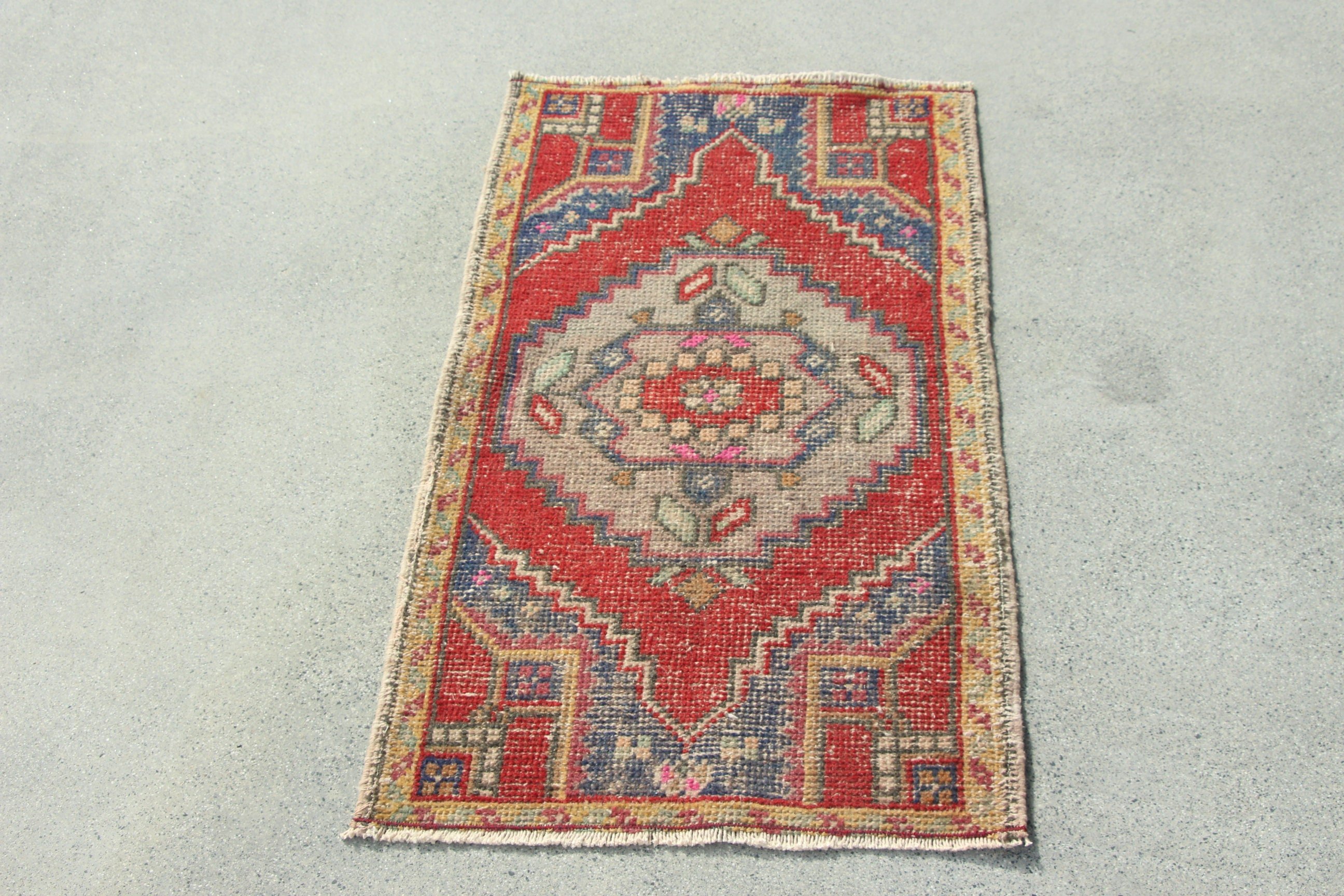 Modern Rugs, Turkish Rug, 1.7x3.1 ft Small Rug, Bedroom Rugs, Door Mat Rug, Red Moroccan Rug, Kitchen Rugs, Vintage Rugs, Rugs for Bath