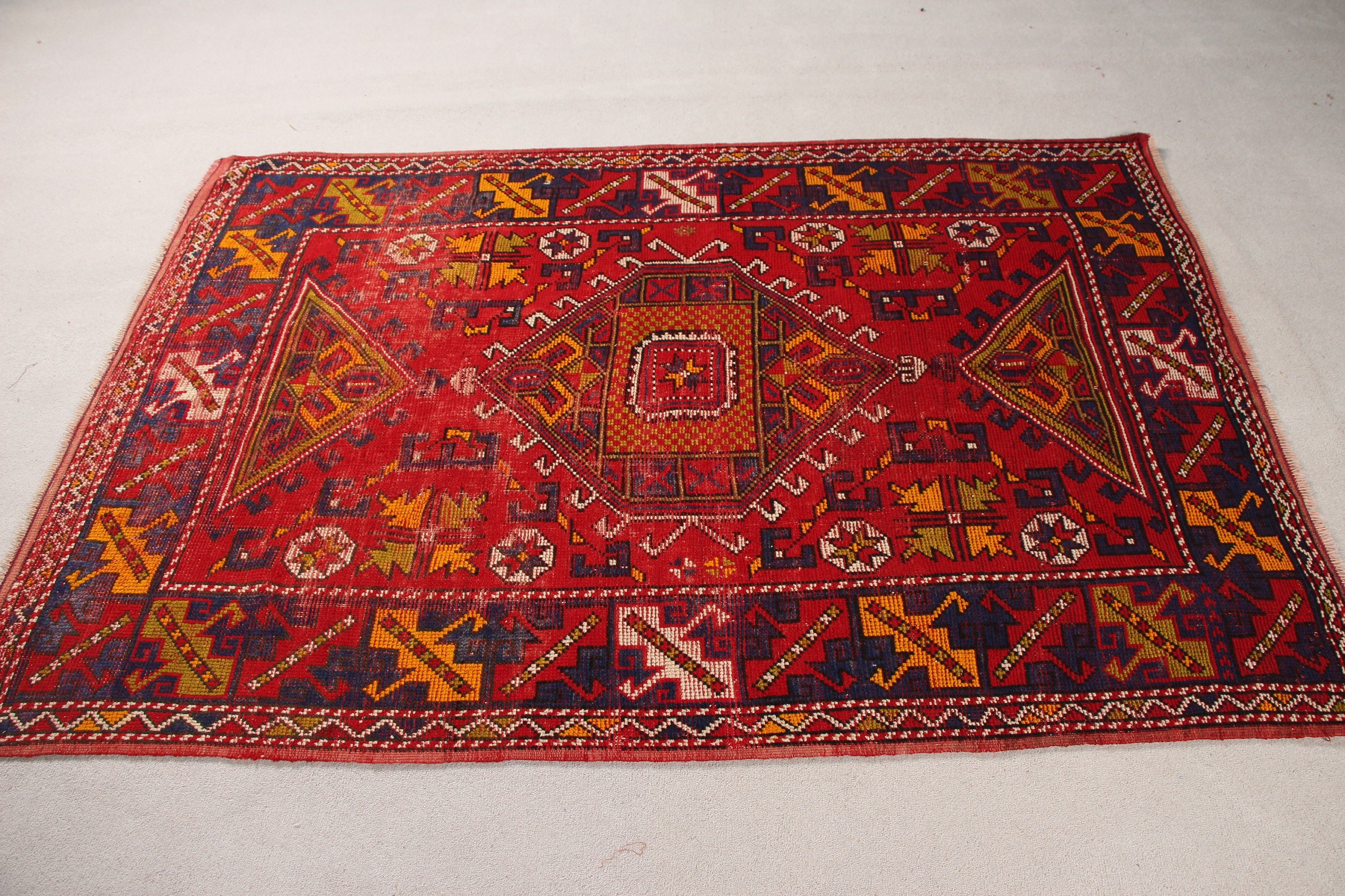 Floor Rug, Vintage Rugs, Oushak Rugs, Anatolian Rug, 4.1x6 ft Area Rug, Rugs for Dining Room, Indoor Rugs, Turkish Rug, Red Moroccan Rugs