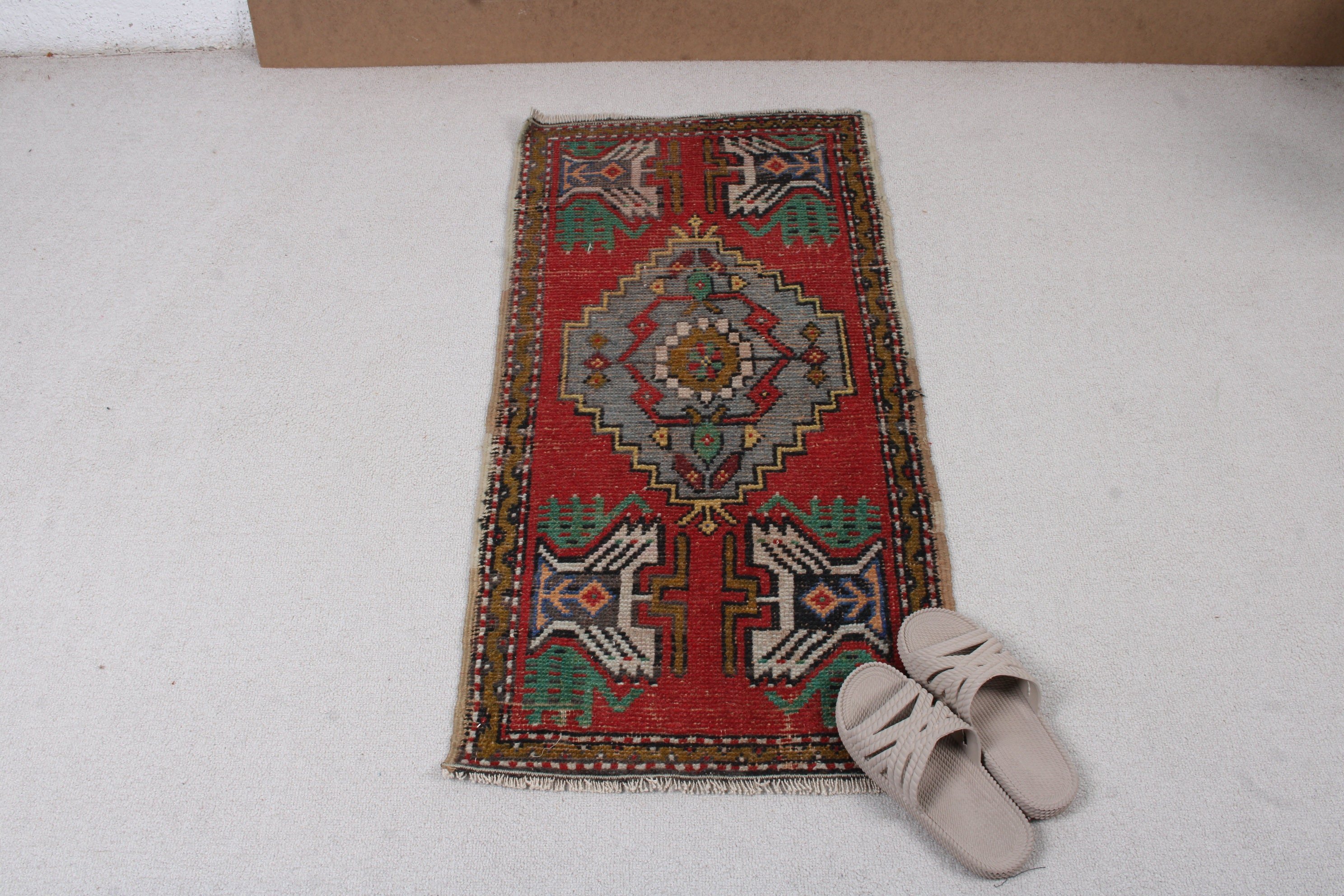 Antika Halı, Vintage Halı, Küçük Vintage Halı, Mutfak Halısı, Bohem Halılar, Kırmızı Nötr Halılar, 1.6x3.2 ft Küçük Halı, Türk Halıları, Araba Paspas Halıları