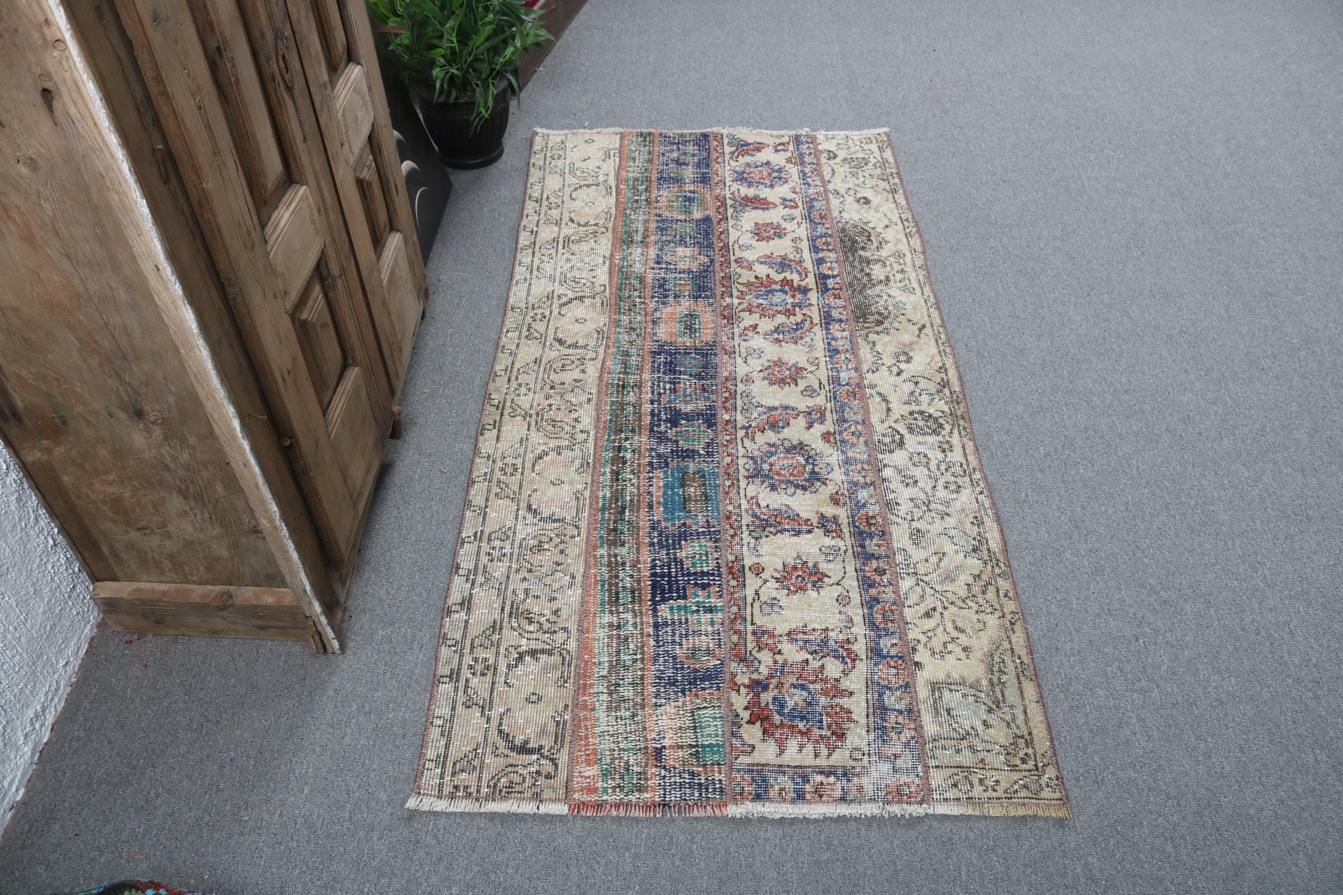 Oriental Rugs, Beige Antique Rug, Vintage Rugs, Boho Rug, Turkish Rugs, 2.8x5.7 ft Accent Rug, Kitchen Rug, Vintage Accent Rugs, Cool Rugs