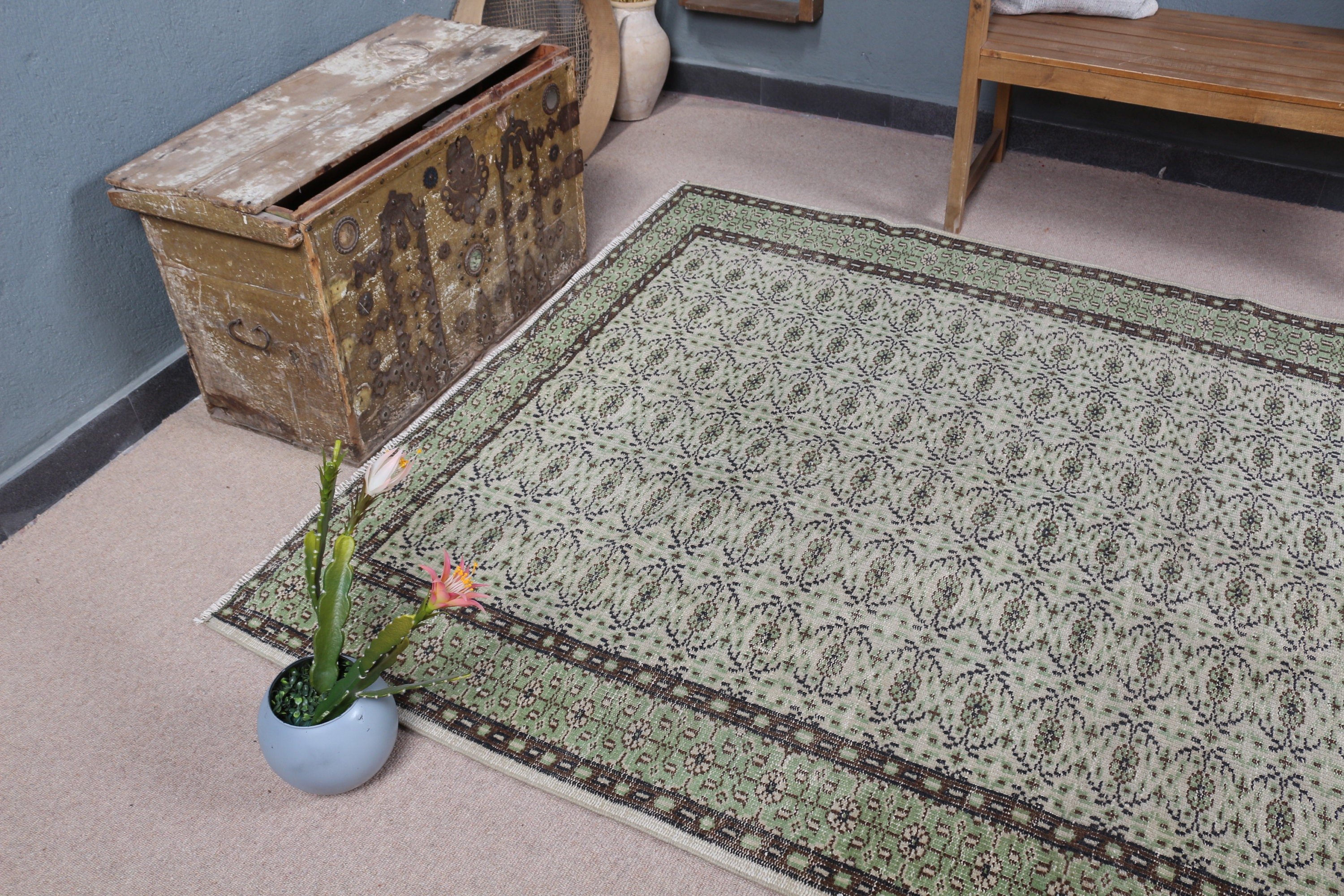 Bedroom Rugs, Green Wool Rugs, Pale Rug, Living Room Rug, Home Decor Rug, 5.5x9.2 ft Large Rug, Vintage Rugs, Oriental Rug, Turkish Rugs