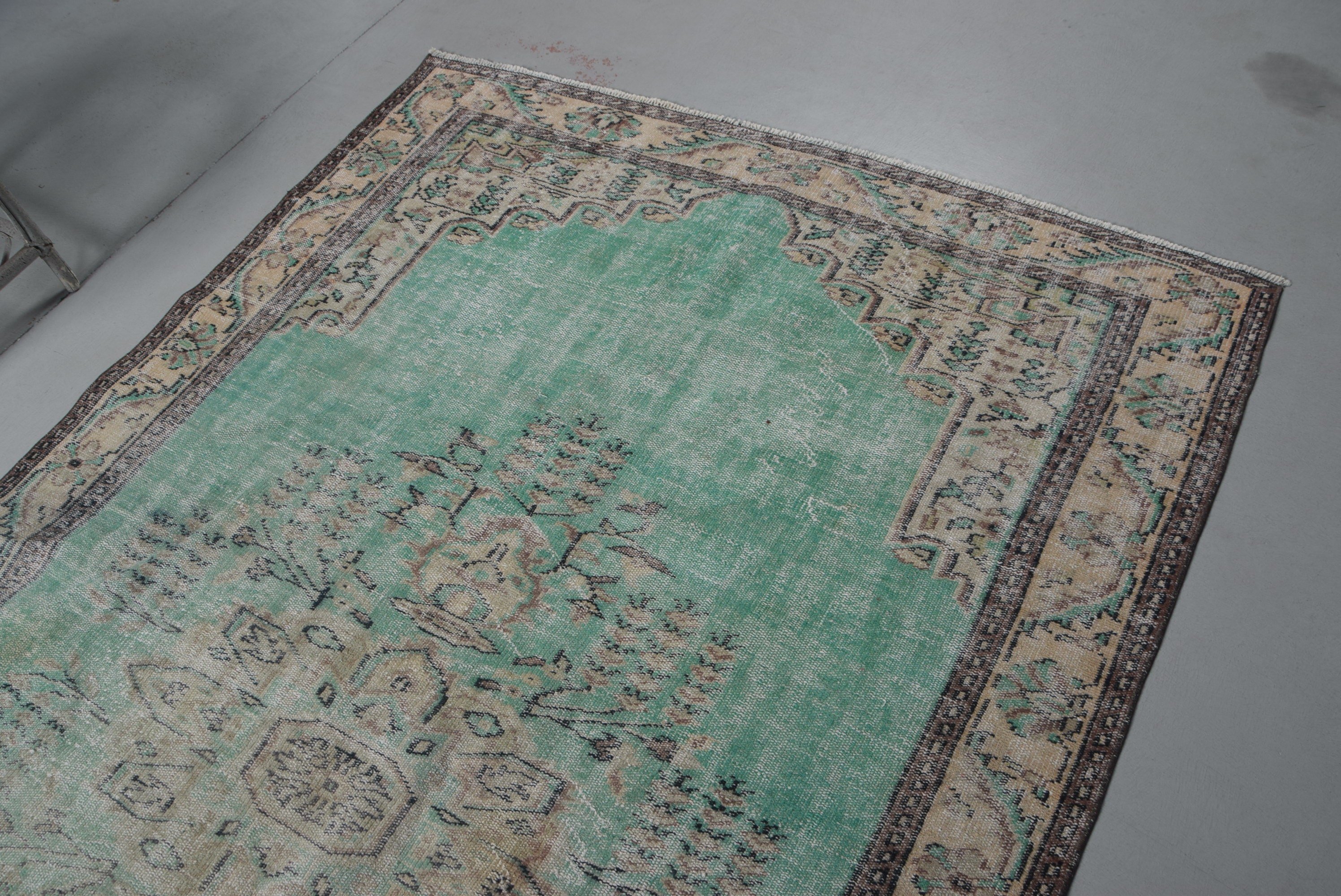 Living Room Rug, Oushak Rugs, Bedroom Rugs, 5.7x9.1 ft Large Rugs, Turkish Rugs, Green Oushak Rug, Art Rug, Rugs for Salon, Vintage Rug