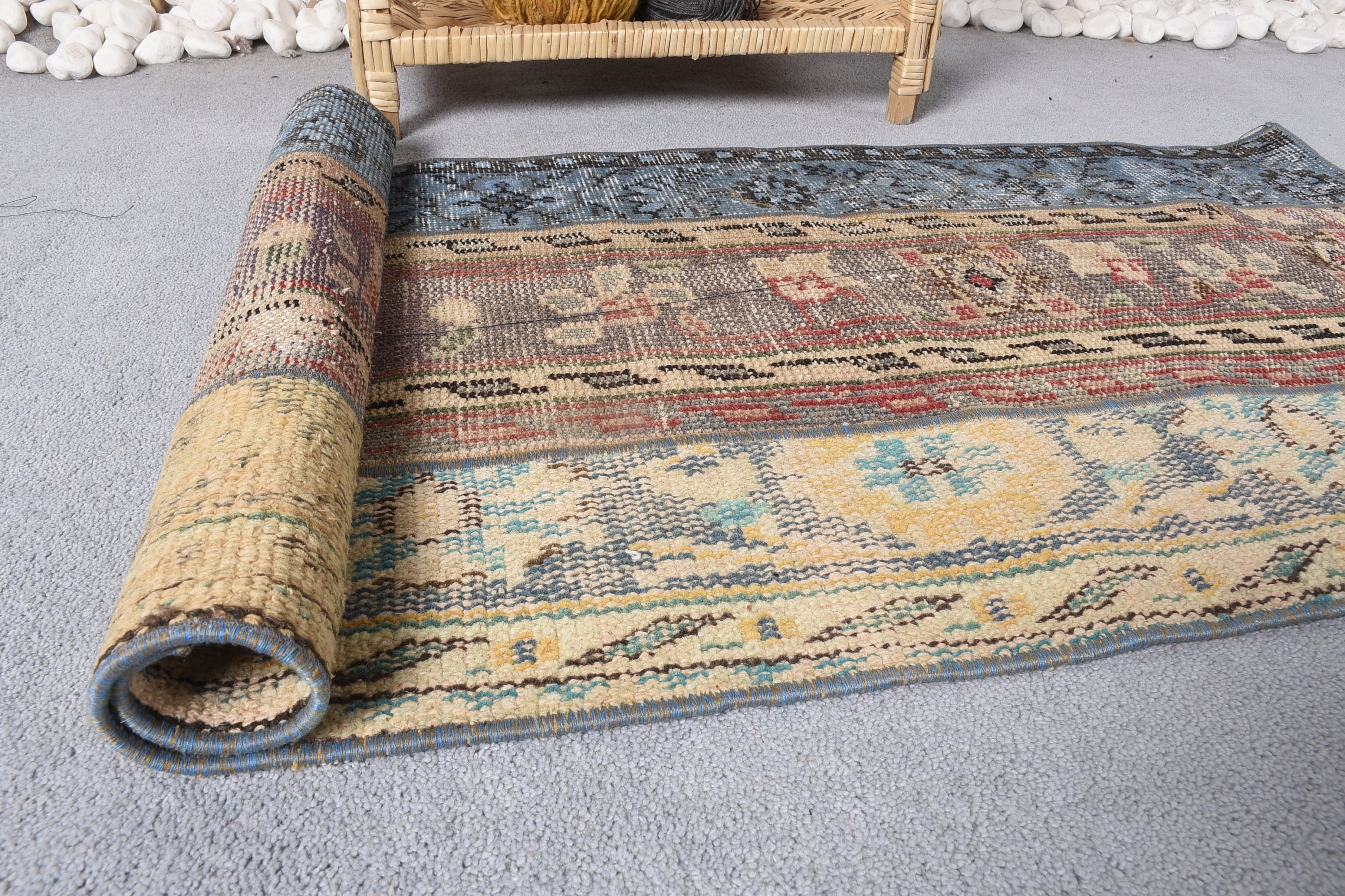 Banyo Halısı, 1.9x3.7 ft Küçük Halı, Vintage Halı, Çocuk Odası Halıları, Ev Dekorasyonu Halıları, Fas Halısı, Türk Halısı, Mutfak Halıları, Mavi Oushak Halısı