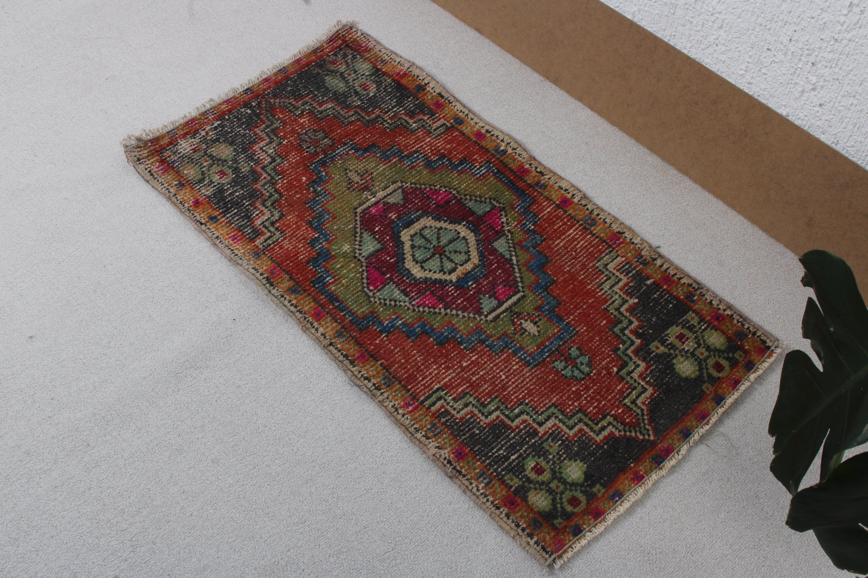 1.5x3 ft Küçük Halılar, Paspas Halıları, Boho Halıları, Vintage Halı, El Yapımı Halı, Küçük Vintage Halı, Kırmızı Yatak Odası Halısı, Türk Halısı, Düz Dokuma Halılar