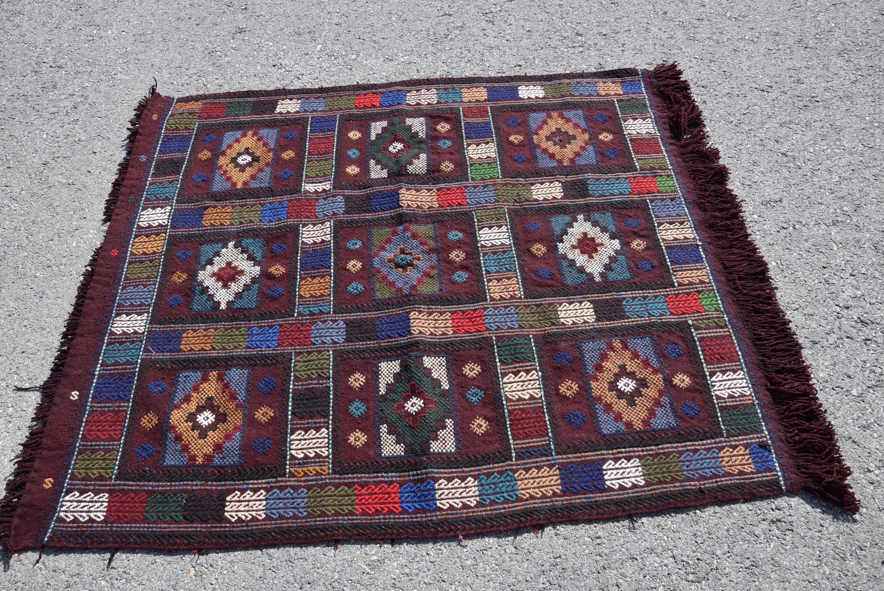 4.1x4.8 ft Accent Halı, Soluk Halılar, Vintage Halılar, Mor Fas Halısı, Yatak Odası Halısı, Kilim, Antika Halılar, Havalı Halı, Mutfak Halısı, Türk Halısı