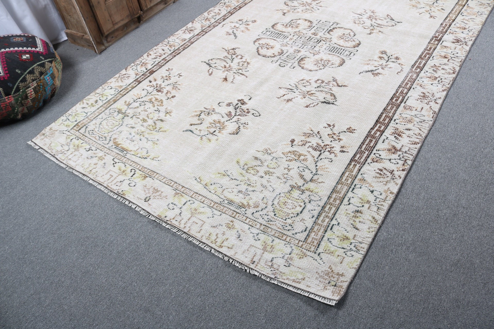 Modern Rug, Beige  5.7x9.2 ft Large Rug, Vintage Rugs, Turkish Rugs, Oriental Rug, Large Vintage Rug, Dining Room Rug