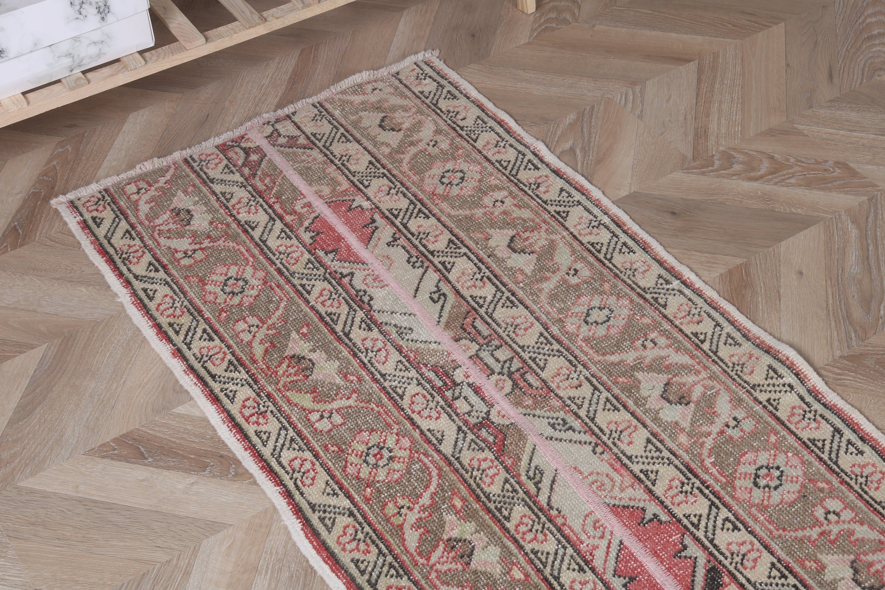 Vintage Halılar, Koridor Halısı, Türk Halısı, Yer Halısı, 2x11 ft Runner Halısı, Pembe Nötr Halılar, Dış Mekan Halısı, Vintage Runner Halıları, Nötr Halılar