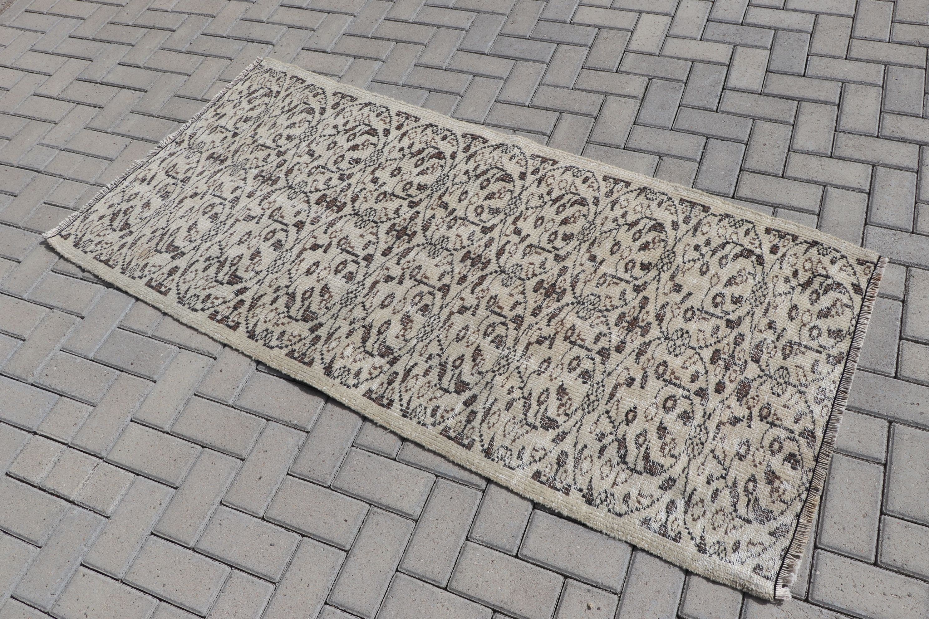 Giriş Halıları, 3x6,4 ft Aksan Halıları, Vintage Halı, Fas Halısı, Yatak Odası Halısı, Havalı Halı, Bej Anadolu Halıları, Yatak Odası Halıları, Türk Halısı