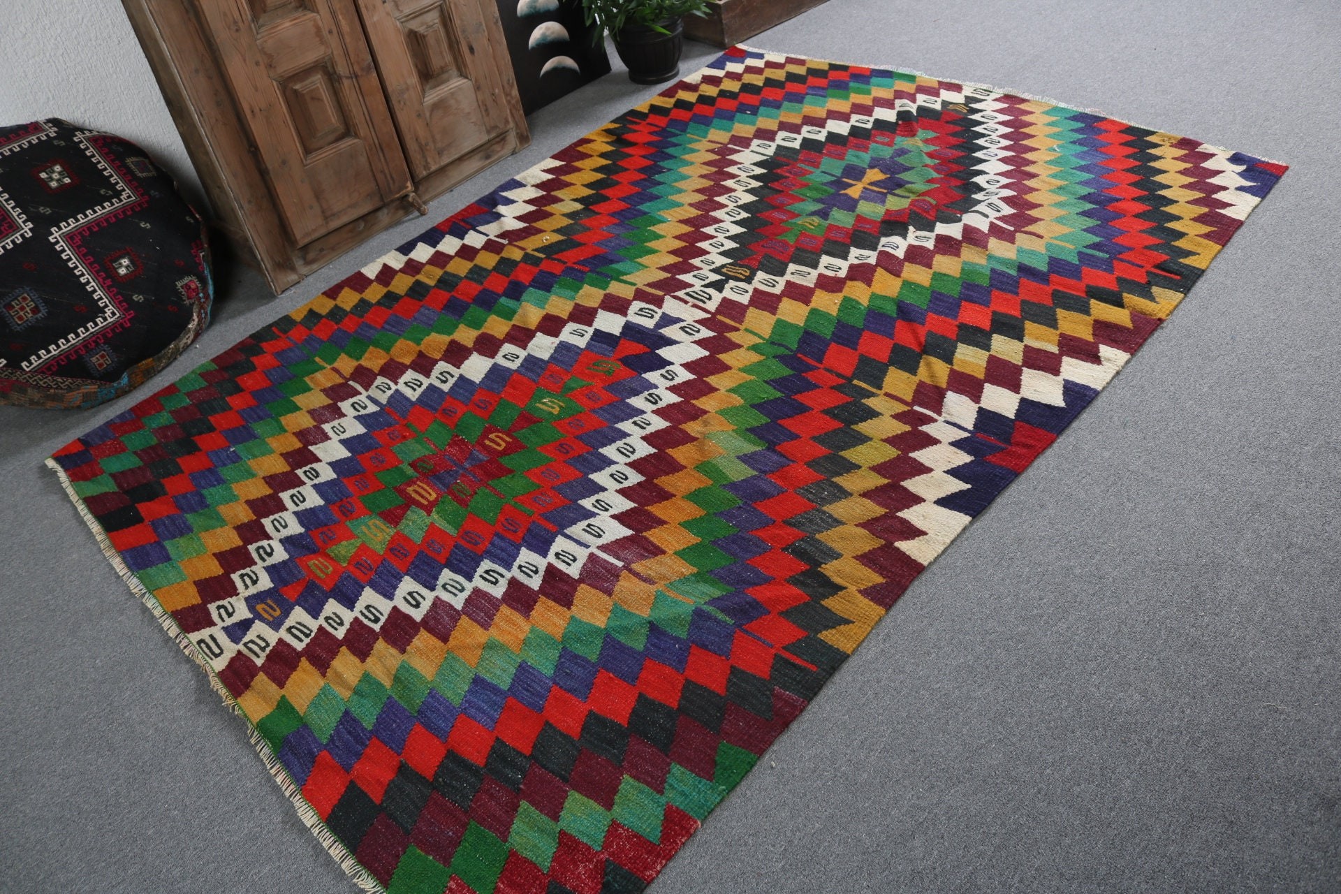 Gökkuşağı Oushak Halı, Büyük Oushak Halı, 5.4x7.9 ft Büyük Halılar, Vintage Halılar, Anadolu Halıları, Türk Halıları, El Yapımı Halı, Kilim