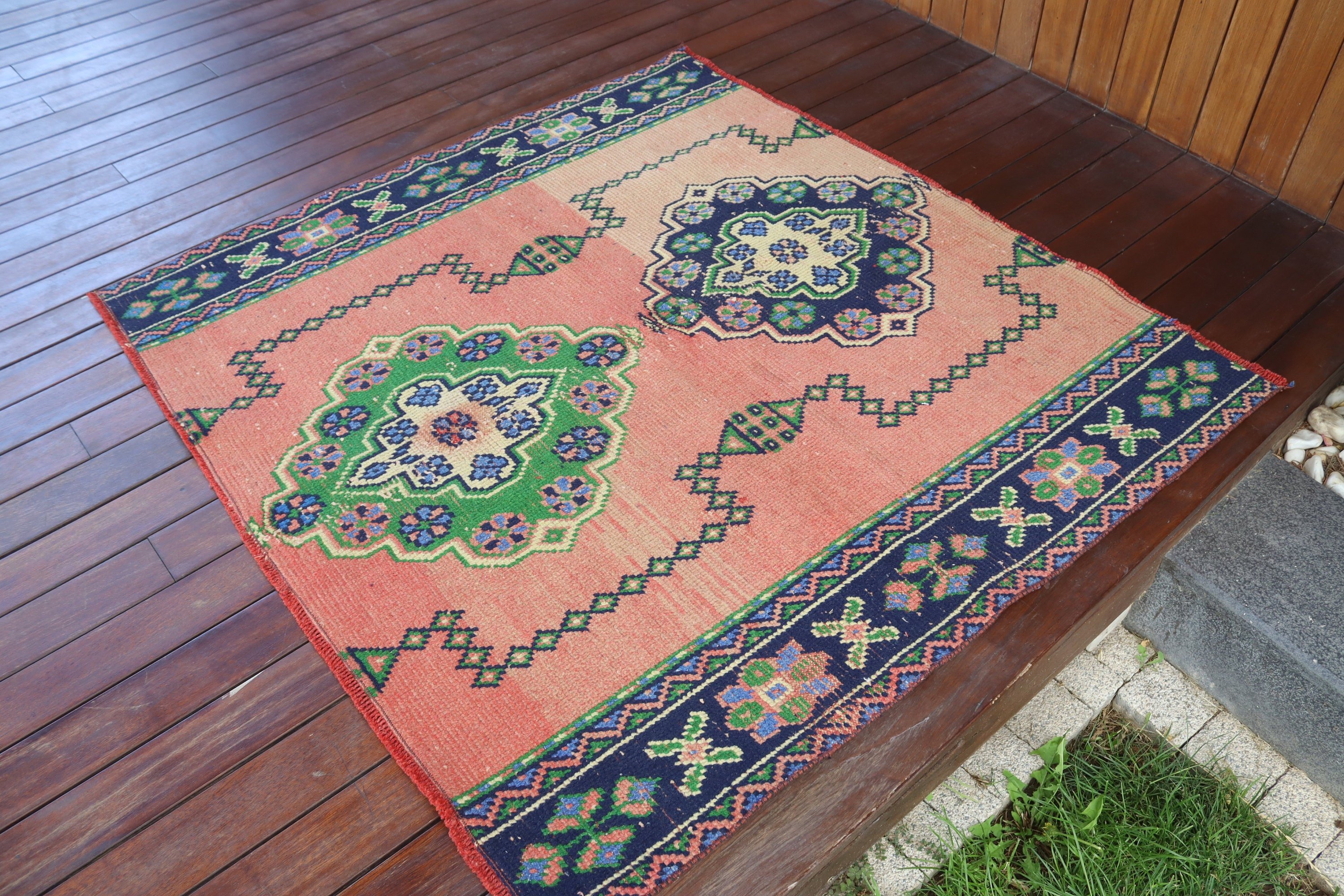 Vintage Halı, Türk Halısı, Sanatsal Halı, 4,3x4 ft Aksan Halısı, Lüks Halılar, Boho Halısı, Yer Halısı, Mutfak Halısı, Mavi Antika Halılar, Çocuk Halısı