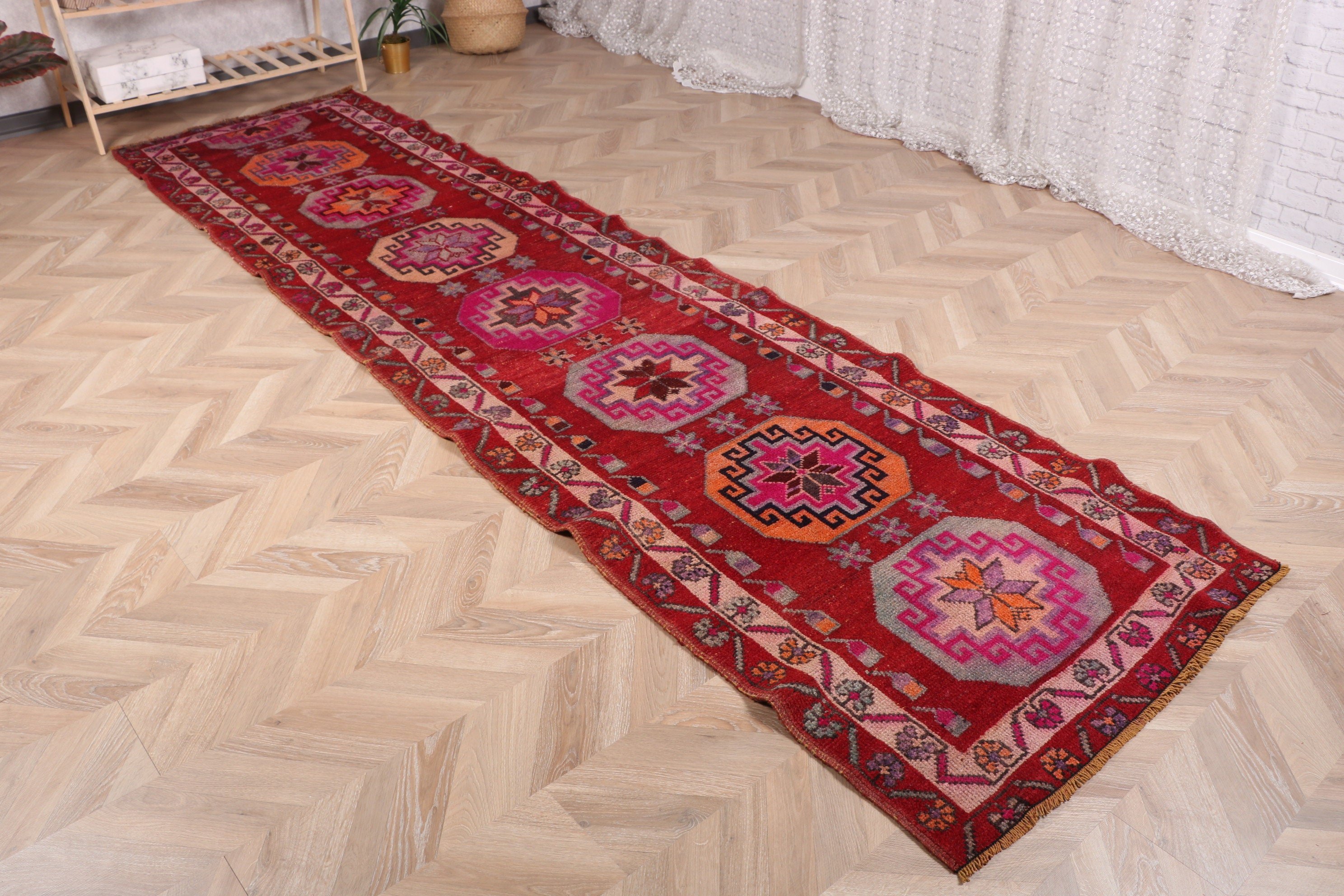 Kırmızı Açıklama Halıları, Koridor Halıları, Beni Ourain Yolluk Halıları, Türk Halısı, Vintage Halı, 3.1x11.9 ft Koşucu Halıları, Antika Halı, Yün Halılar