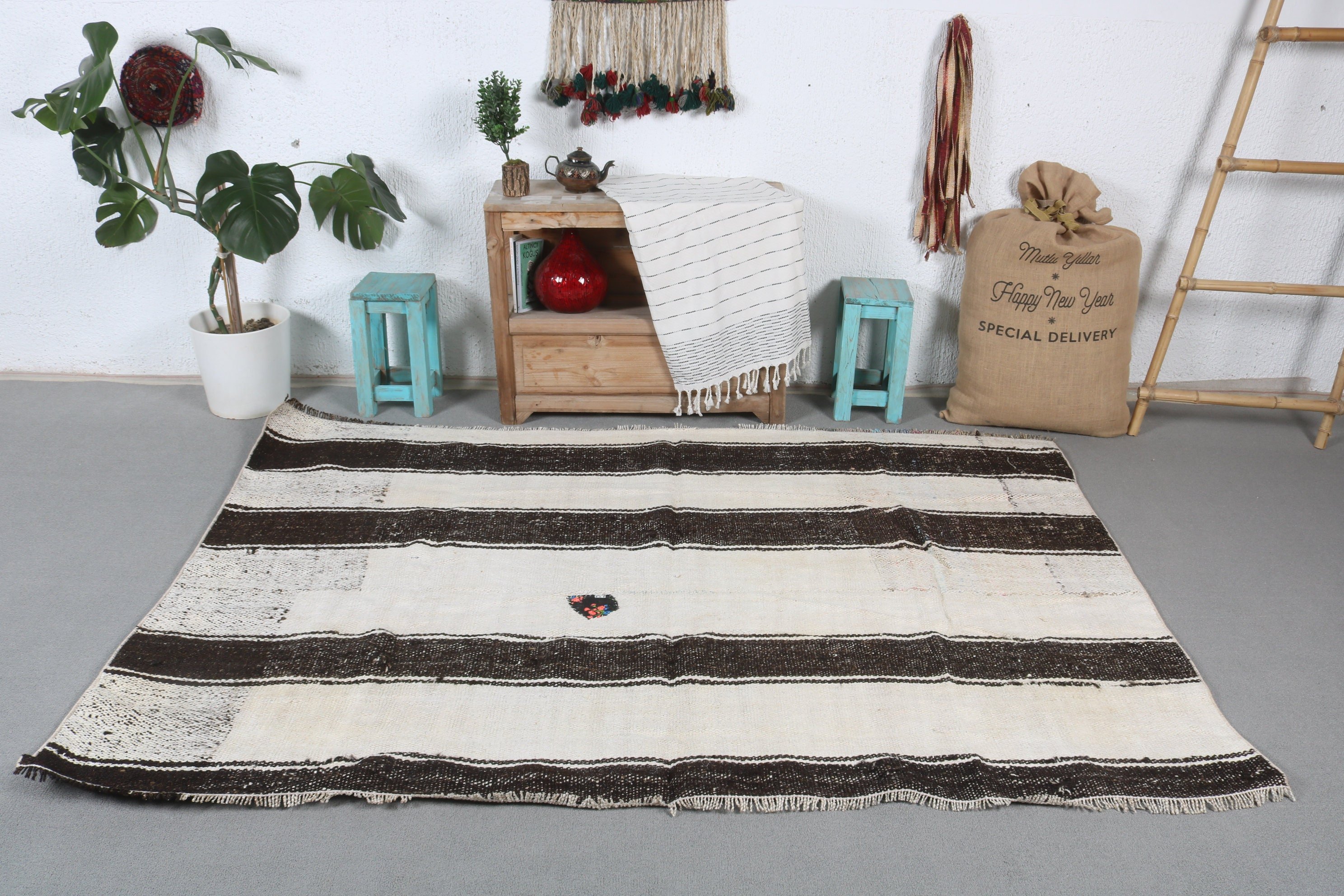 Bedroom Rug, Moroccan Rugs, White Cool Rug, Kitchen Rug, Rugs for Indoor, Cool Rug, Kilim, Vintage Rug, 7.1x4.7 ft Area Rugs, Turkish Rugs