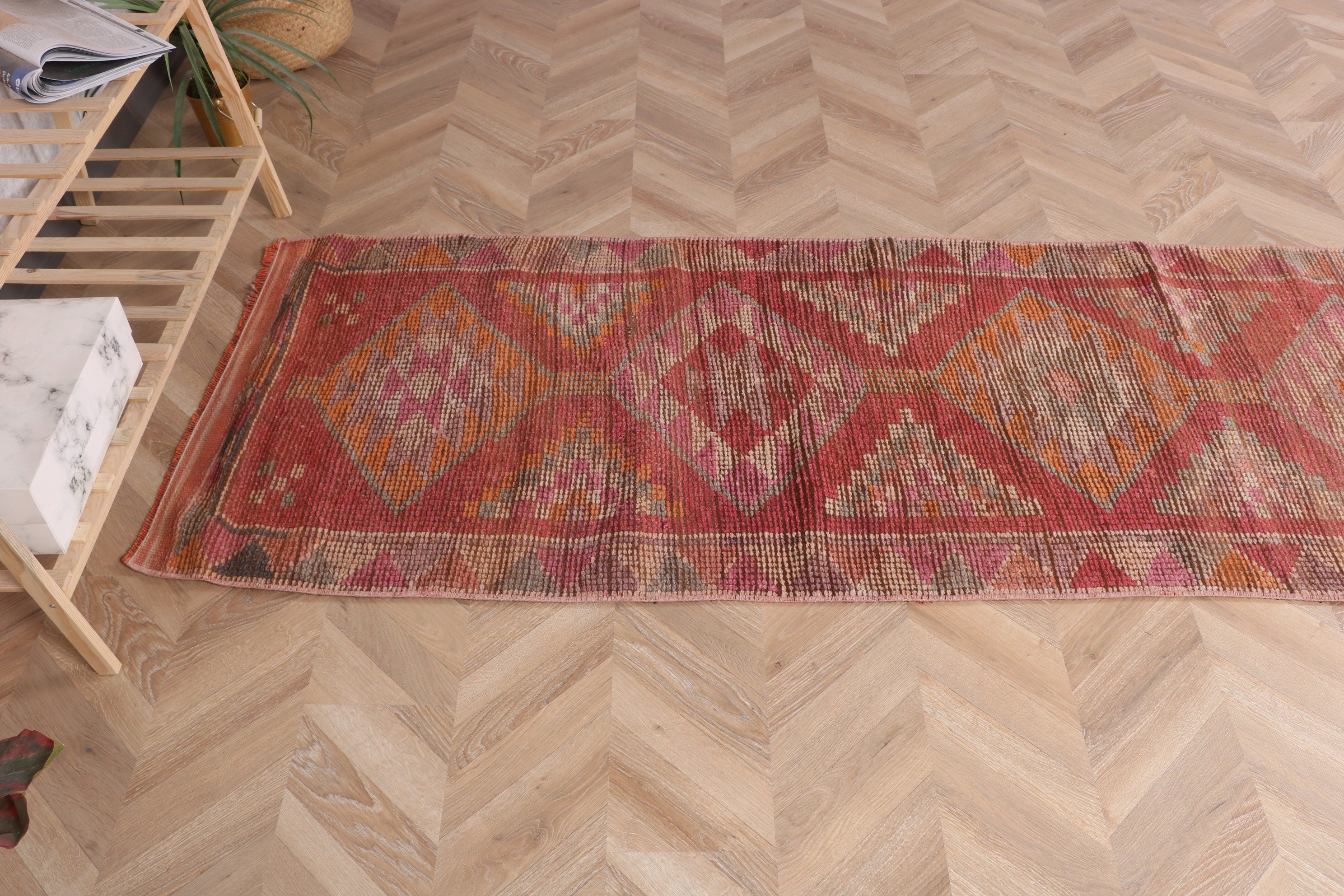 Vintage Runner Halıları, Kırmızı 2.7x12.4 ft Runner Halıları, Fas Halısı, Modern Halı, Beni Ourain Runner Halısı, Vintage Halı, Türk Halıları