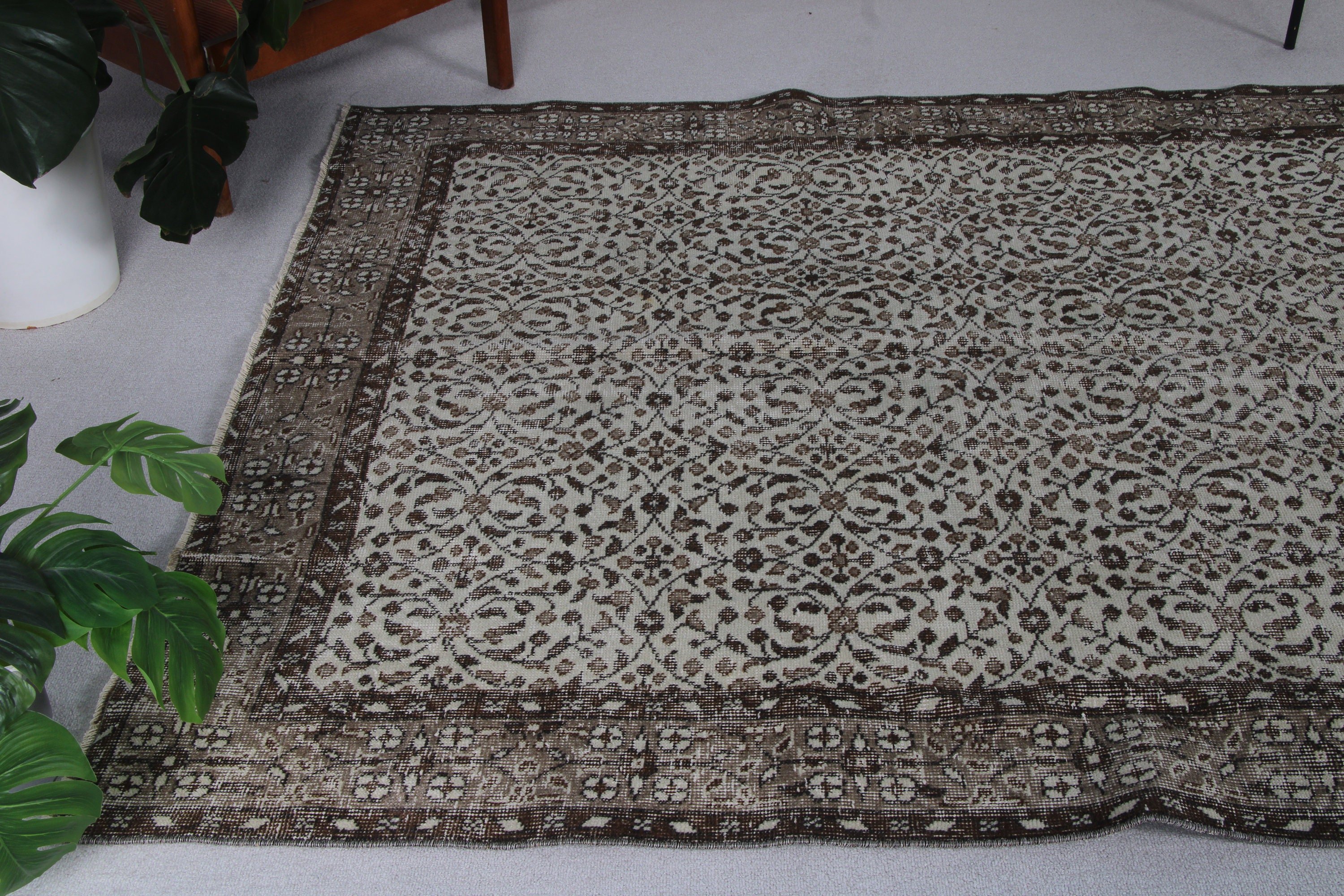 Büyük Yün Halı Halıları, 5.7x9 ft Büyük Halı, Vintage Halı, Oturma Odası Halısı, Türk Halıları, Soğuk Halı, Büyük Boho Halısı, Bej Soğuk Halılar, Modern Halılar