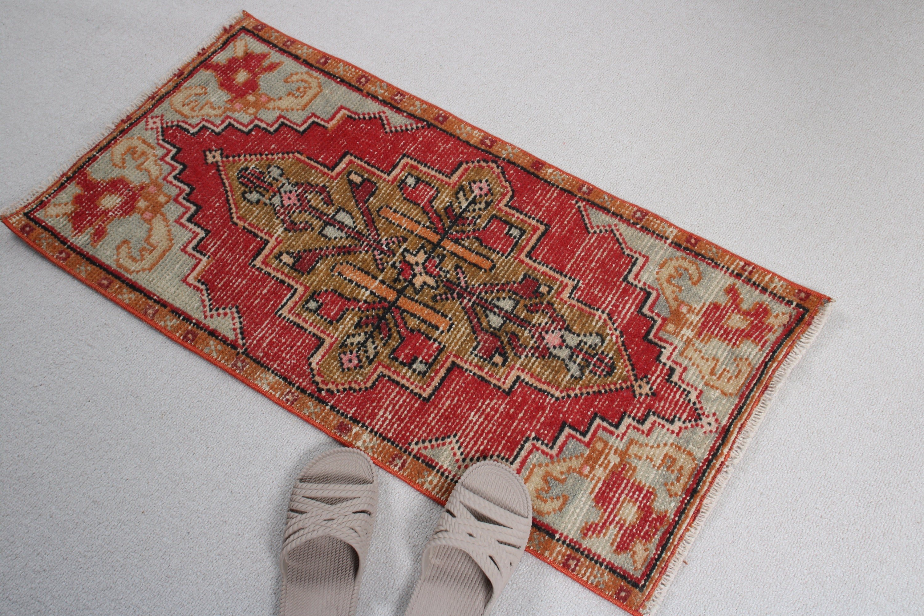 Boho Halı, 1.6x3 ft Küçük Halılar, Türk Halıları, Yün Halılar, Küçük Boho Halı, Küçük Vintage Halılar, Ofis Halıları, Kırmızı Geometrik Halılar, Vintage Halılar