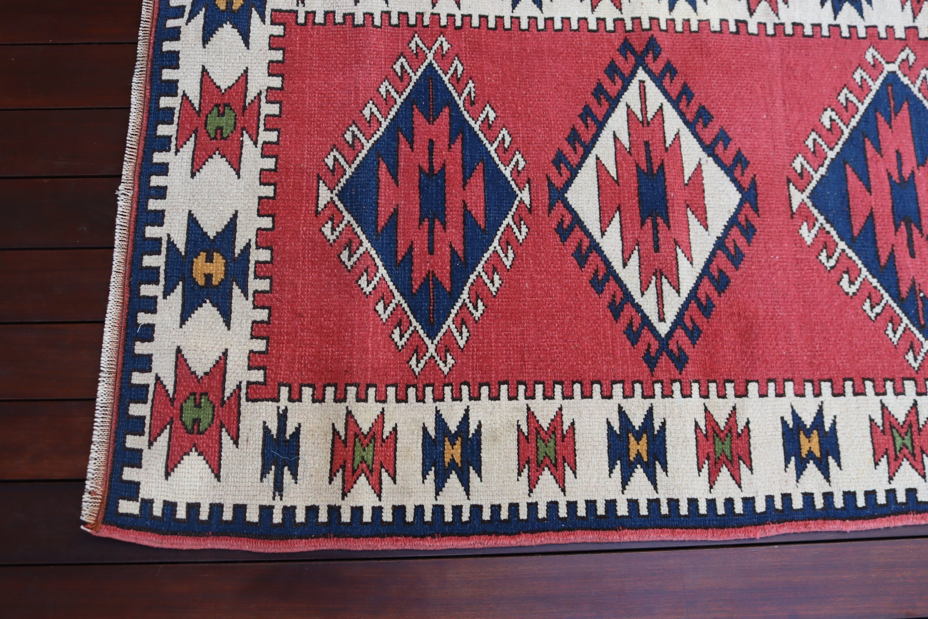 Anadolu Halıları, 2,8x4,7 ft Küçük Halı, Vintage Halılar, Küçük Boho Halıları, Yün Halısı, Küçük Alan Halıları, Türk Halıları, Kabile Halısı, Pembe Yer Halısı