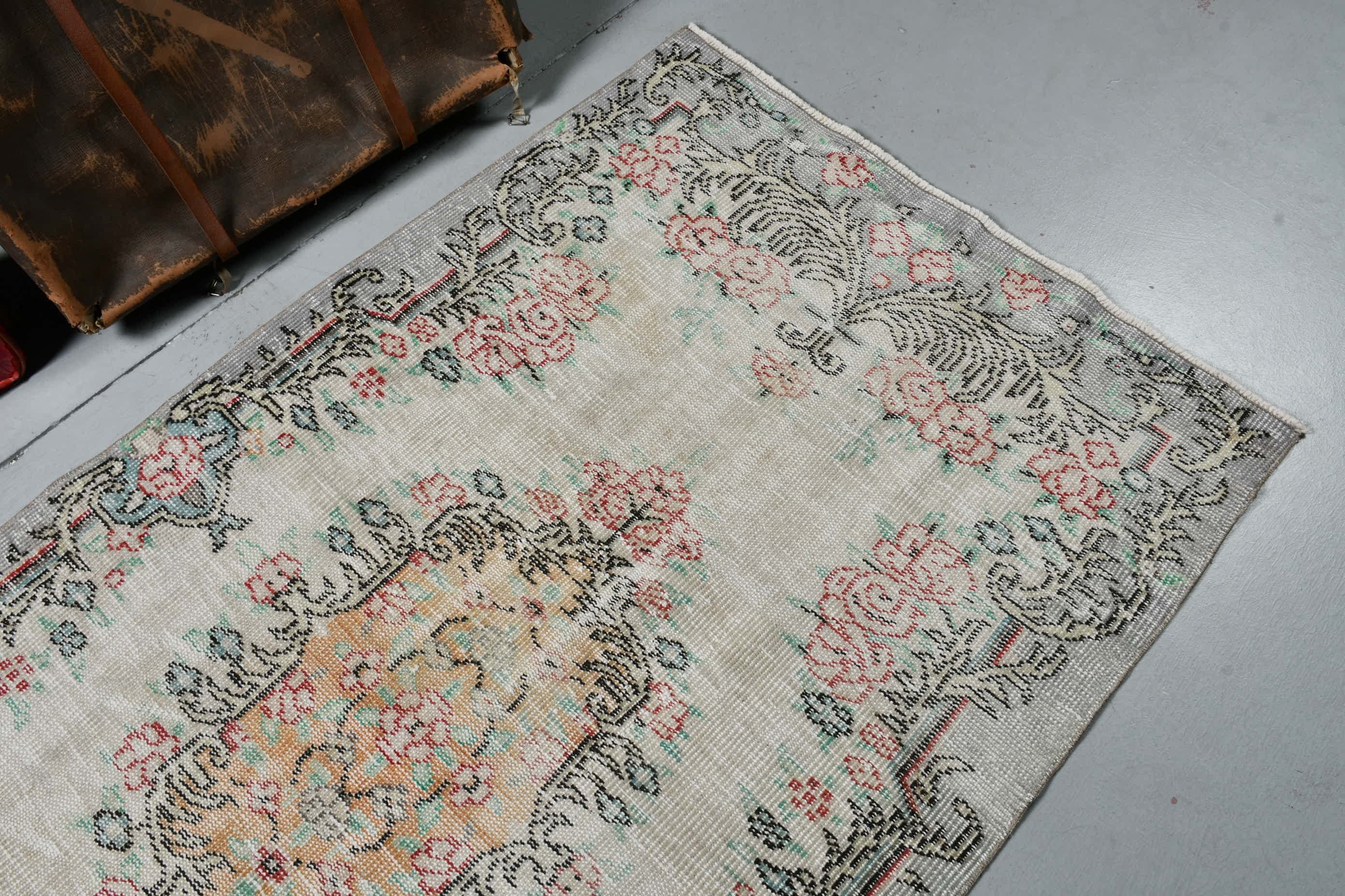 Vintage Halı, Bej Yün Halı, 3,6x6,3 ft Accent Halı, Giriş Halısı, Anadolu Halısı, Türk Halıları, Yatak Odası Halısı, Fas Halıları, Mutfak Halıları