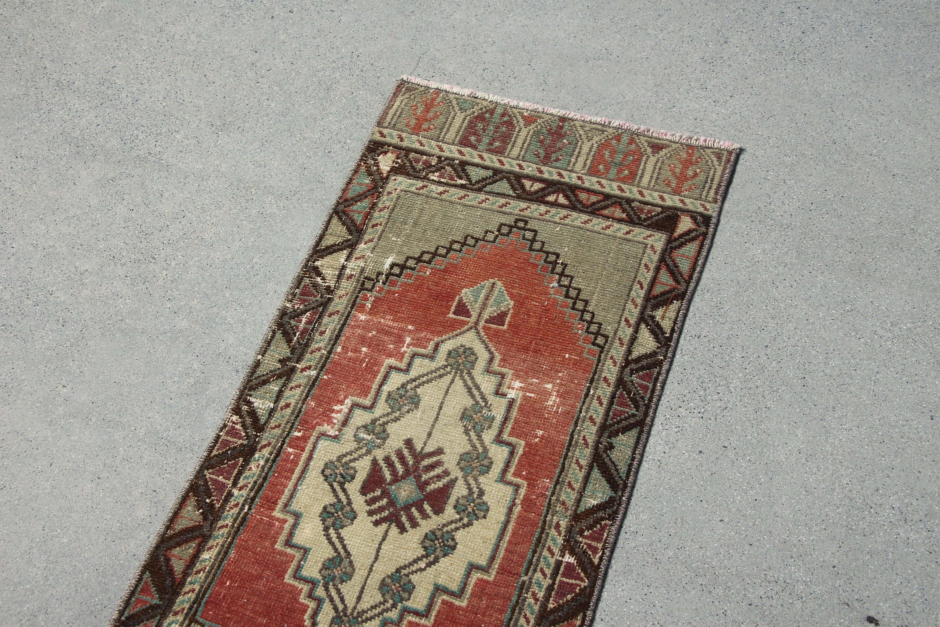 Anadolu Halısı, Parlak Halı, Mutfak Halısı, Duvara Asılı Halı, Vintage Halılar, 1.3x3.1 ft Küçük Halı, Türk Halısı, Banyo Halısı, Kırmızı Fas Halısı