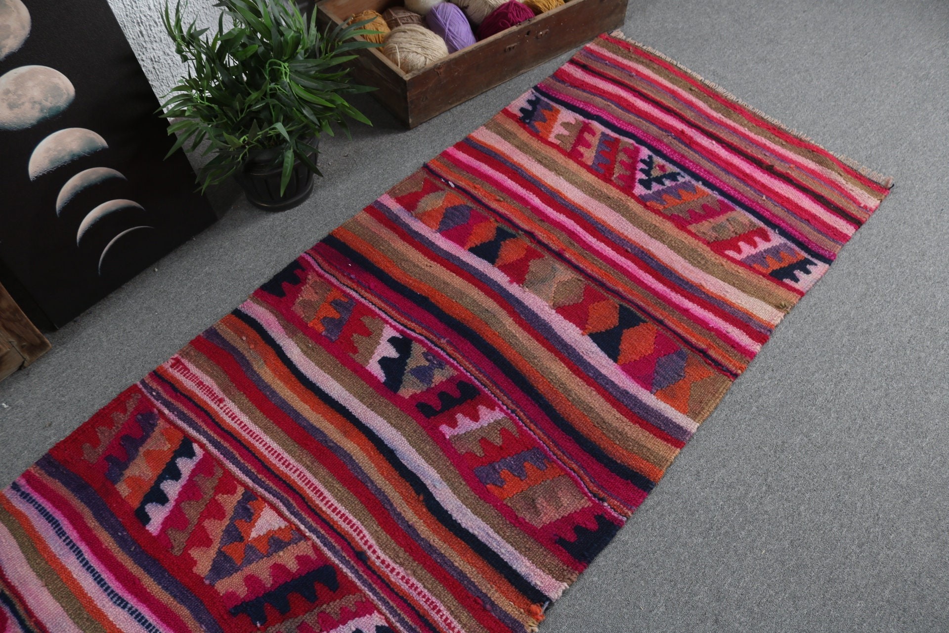 Beni Ourain Runner Halıları, Fas Halıları, Vintage Halı, El Dokuma Halı, 2.6x9.9 ft Runner Halıları, Havalı Halılar, Türk Halıları, Pembe Ev Dekor Halıları