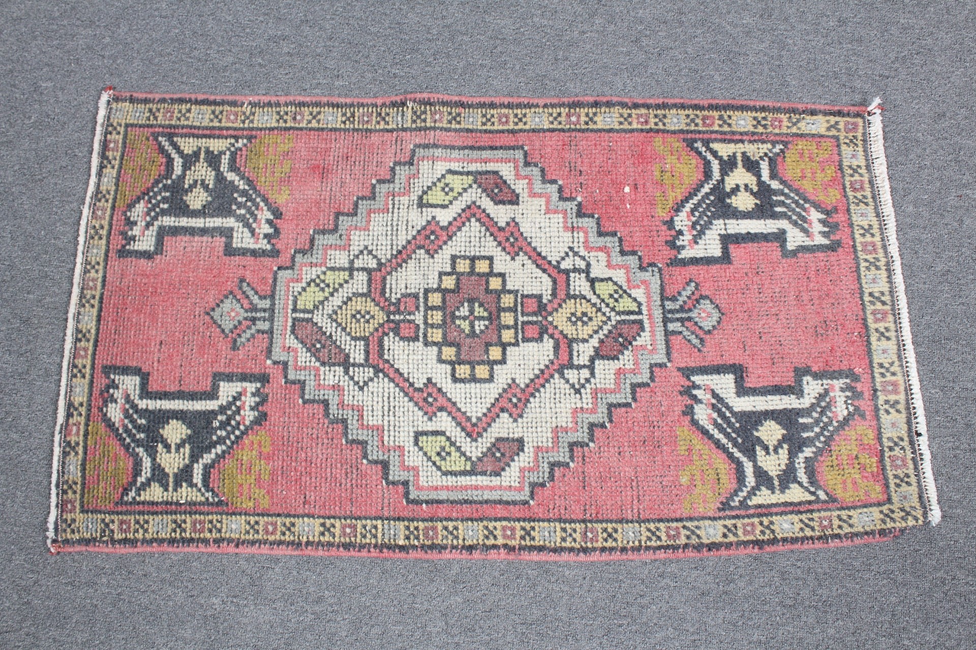 Rugs for Wall Hanging, Vintage Rug, Wool Rugs, Floor Rug, Turkish Rugs, 1.7x3.1 ft Small Rugs, Bathroom Rugs, Bedroom Rug, Pink Cool Rug