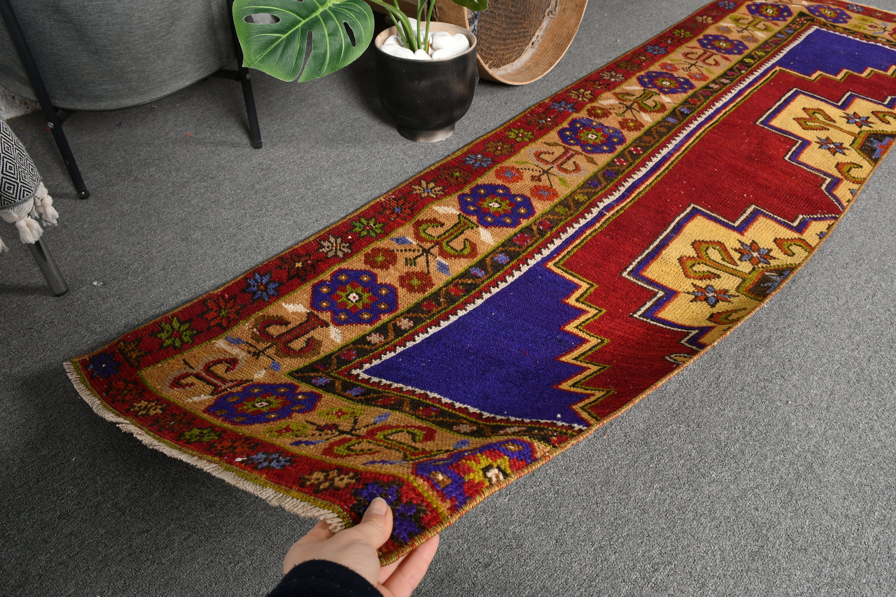 Merdiven Halıları, 1.9x6.8 ft Yolluk Halısı, Kırmızı Fas Halıları, Yatak Odası Halıları, Mutfak Halıları, Türk Halısı, Vintage Halı, Doğal Halı