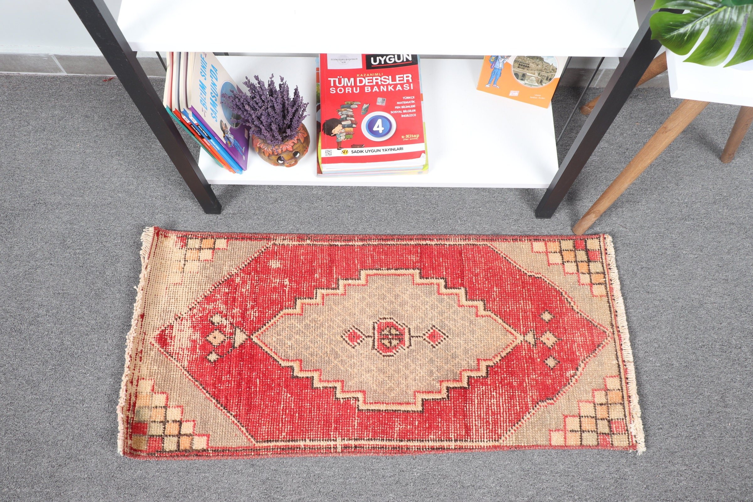 Vintage Rug, Oushak Rug, Red Moroccan Rug, Turkish Rug, Kitchen Rug, 1.4x3.1 ft Small Rugs, Car Mat Rug, Rugs for Entry, Anatolian Rug