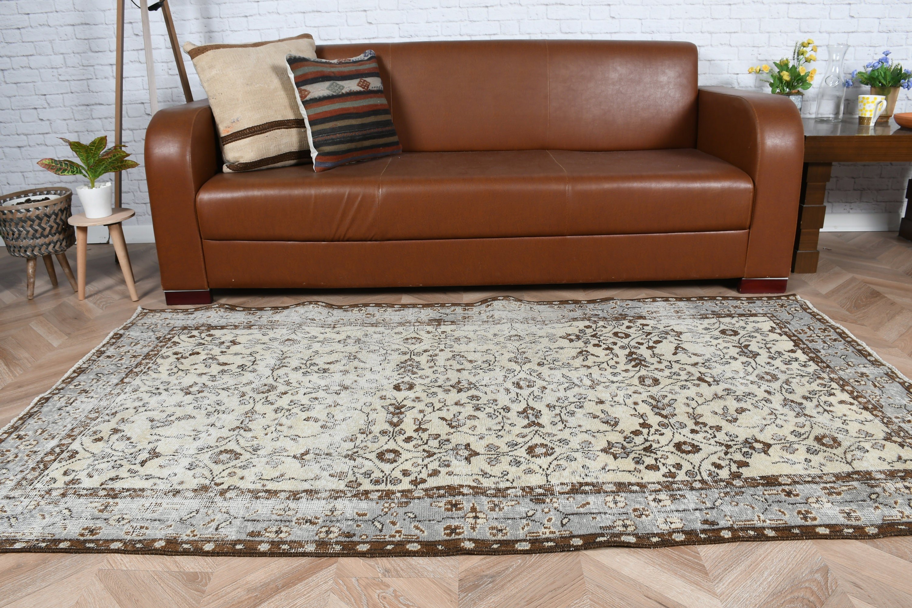 Vintage Halı, Türk Halısı, Kahverengi Yatak Odası Halıları, Oryantal Halı, Antika Halı, 3,7x6,8 ft Alan Kilimi, İç Mekan Halısı, Oturma Odası Halıları, Eskitilmiş Halı