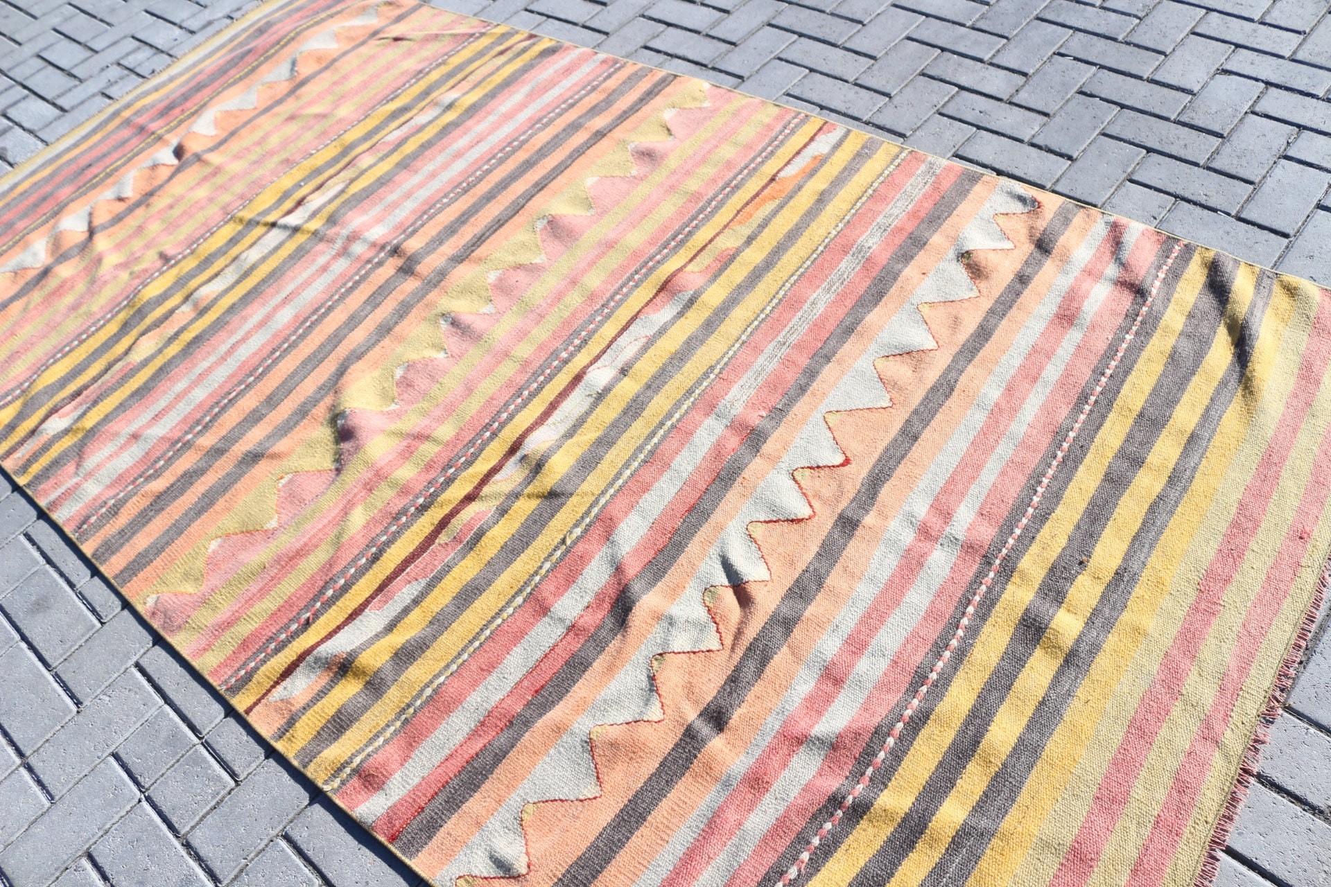 Vintage Rug, Kilim, Wool Rug, 4.9x9.3 ft Large Rug, Turkish Rug, Green Oushak Rugs, Pale Rug, Dining Room Rugs, Home Decor Rug, Bedroom Rug