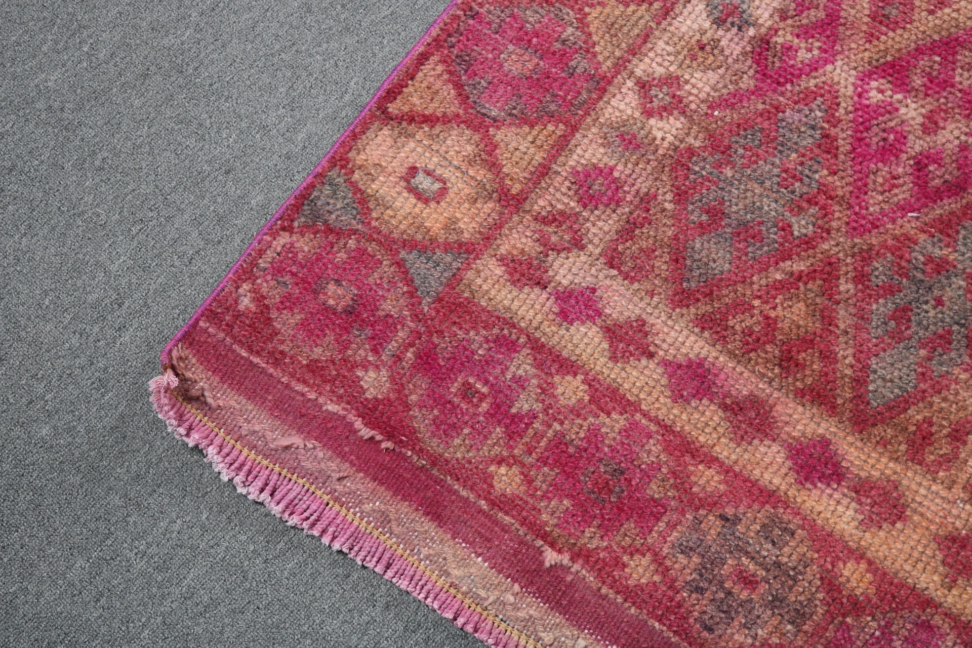 El Dokuma Halı, Vintage Halı, Beni Ourain Yolluk Halısı, Mutfak Halısı, Türk Halıları, Lüks Halı, 2.6x11.7 ft Yolluk Halısı, Pembe Modern Halı