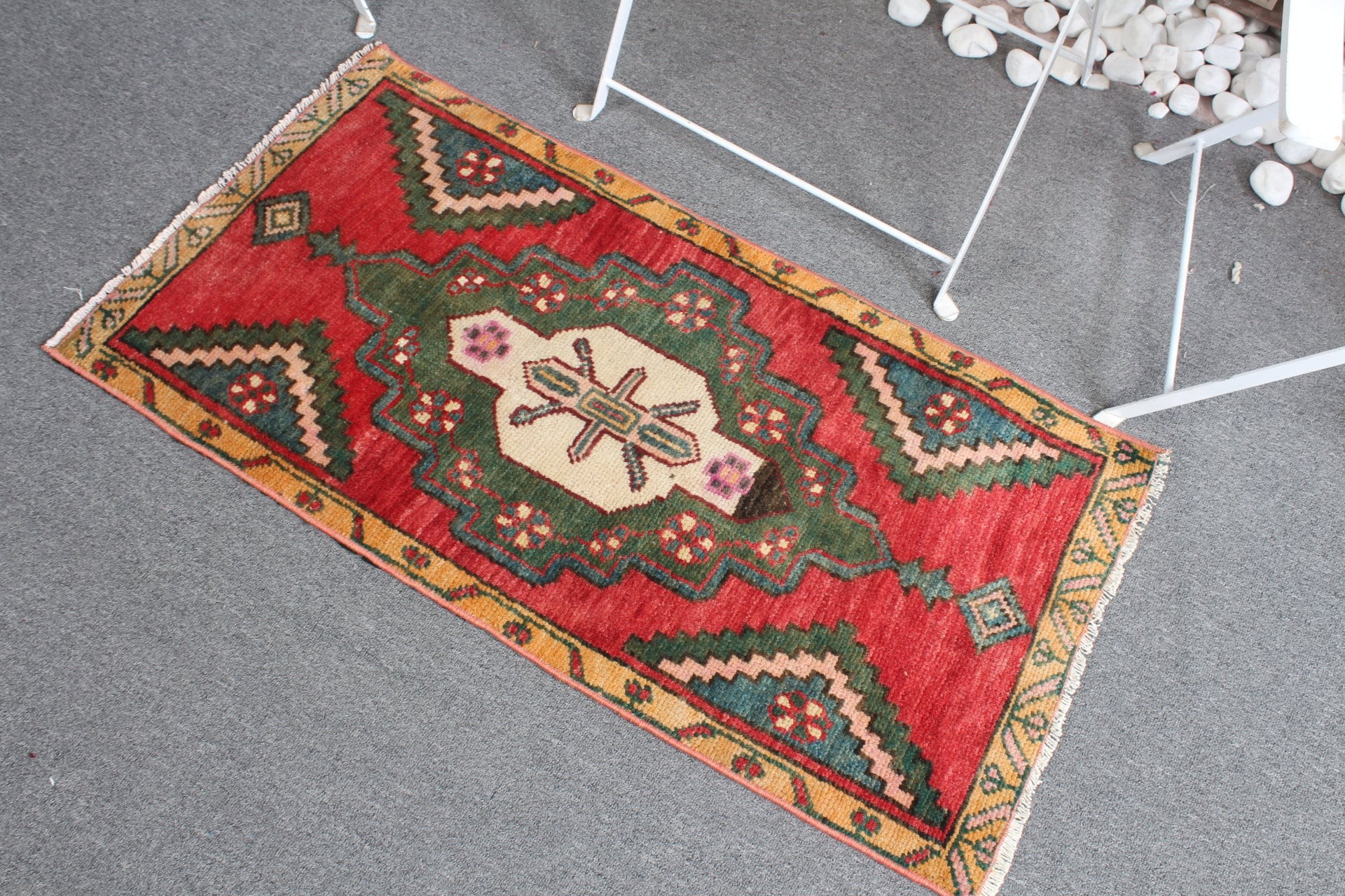 Bathroom Rug, Vintage Rugs, Bedroom Rug, 1.6x3.2 ft Small Rug, Wool Rug, Turkish Rug, Nursery Rugs, Art Rug, Rugs for Entry, Red Oushak Rug