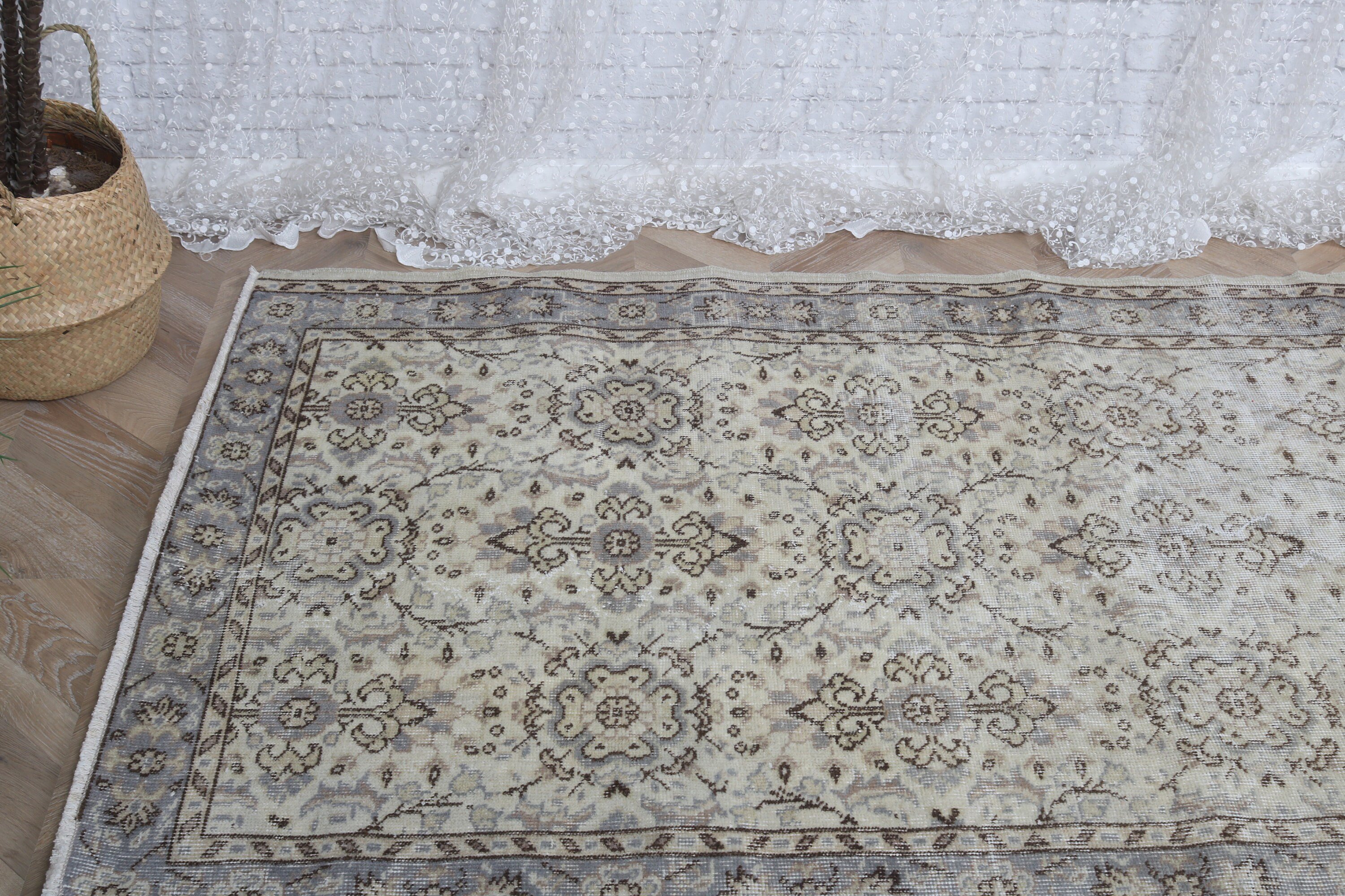 Çocuk Odası Halıları, Türk Halısı, Antika Halılar, Vintage Halı, İç Mekan Halısı, Havalı Halılar, Mutfak Halısı, 4x6,5 ft Alan Halıları, Bej El Dokuma Halı