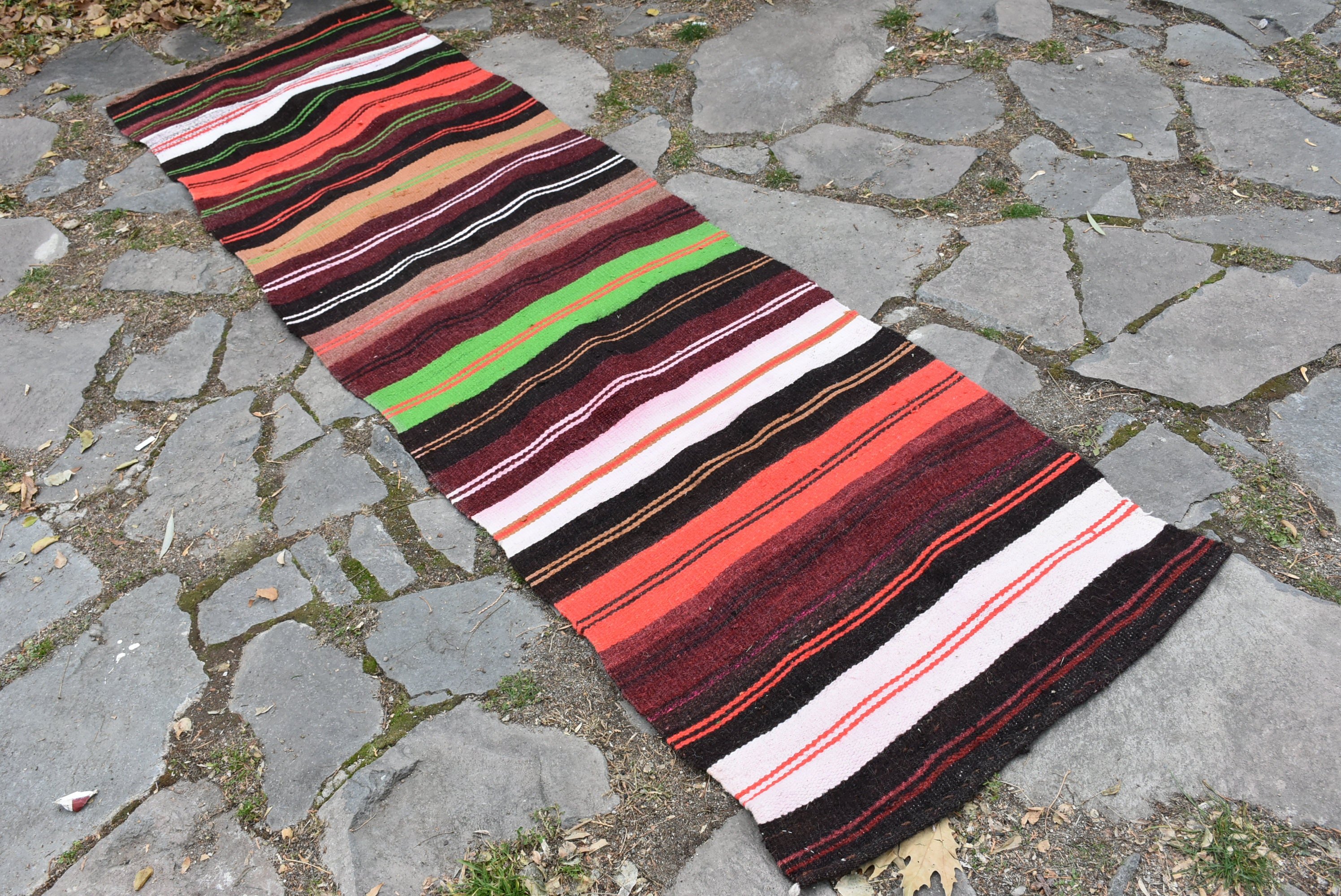 Yün Halılar, Kırmızı Yer Halısı, Yer Halısı, 2,5x8,2 ft Yolluk Halıları, Vintage Halılar, Koridor Halıları, Kilim, Koridor Halıları, Merdiven Halısı, Türk Halısı