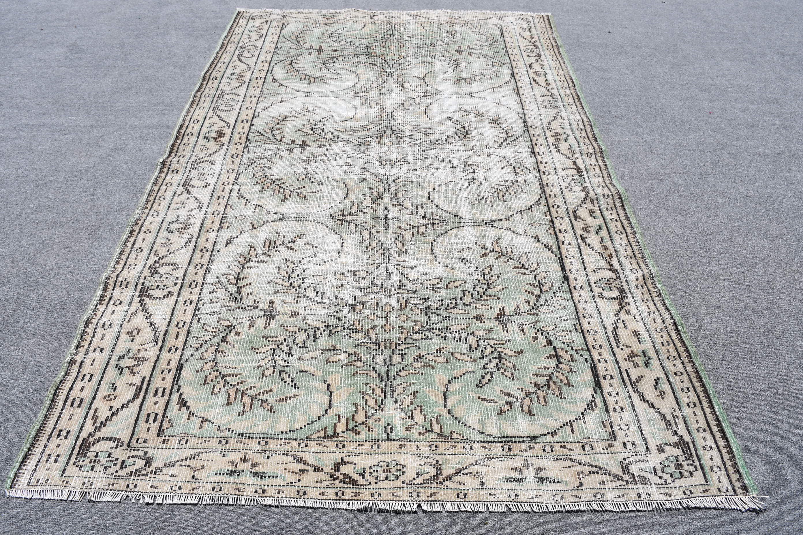 Vintage Rugs, Oriental Rugs, Home Decor Rugs, Turkish Rugs, Salon Rug, Green Anatolian Rug, 5.5x8.7 ft Large Rugs, Dining Room Rugs