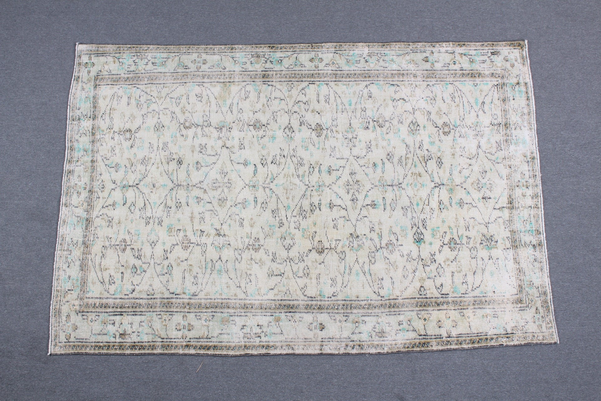 Vintage Halılar, Bej Havalı Halılar, Antika Halı, Anadolu Halıları, 5.5x8.2 ft Büyük Halı, Oturma Odası Halısı, Türk Halısı, Yatak Odası Halısı, Dekoratif Halı