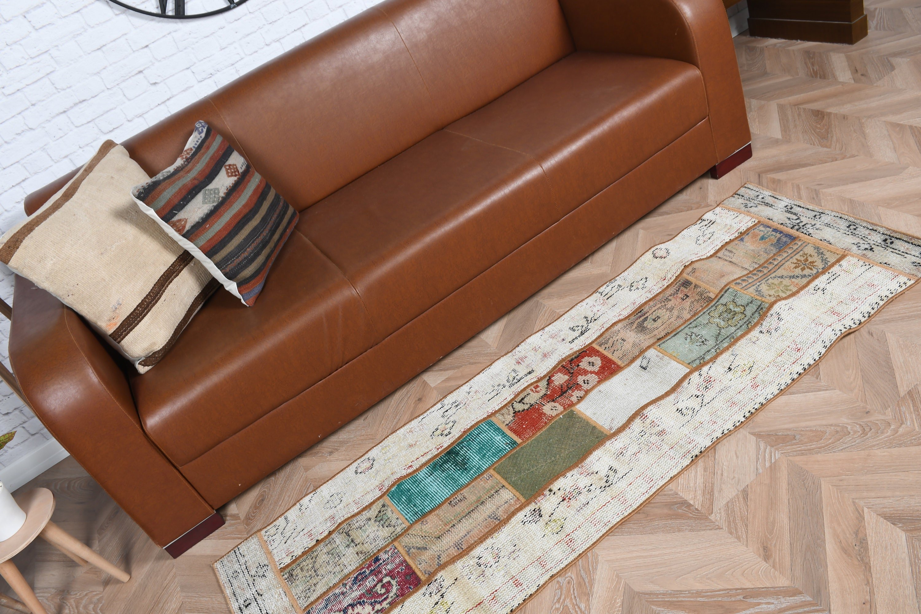 Bej Anadolu Halıları, Merdiven Halıları, Türk Halısı, Anadolu Halısı, Koridor Halıları, Antika Halı, 2x5.7 ft Runner Halısı, Vintage Halılar, Etnik Halılar