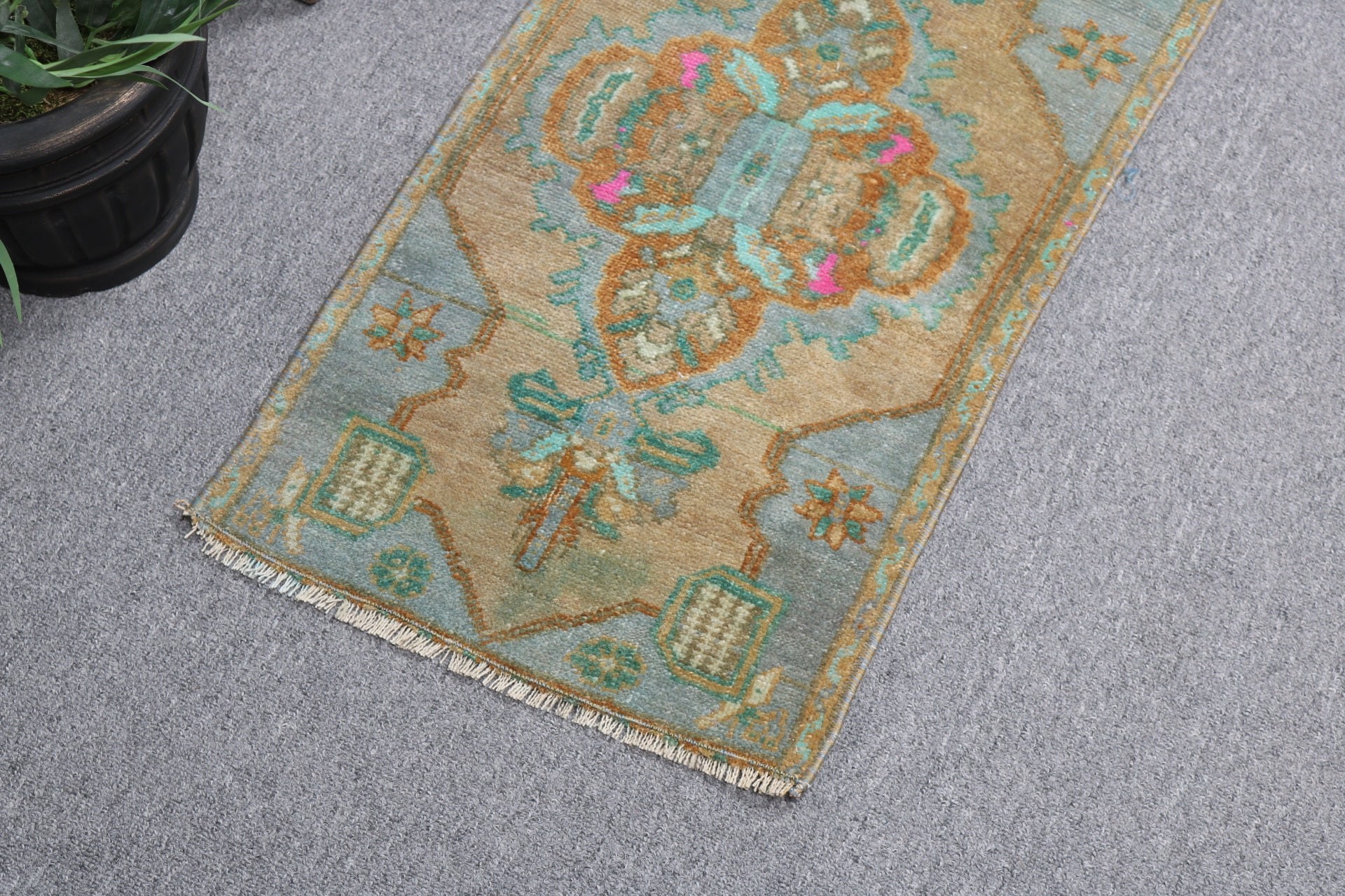 Vintage Halı, Lüks Halı, 1.2x2.3 ft Küçük Halı, Banyo Halıları, Mutfak Halıları, Küçük Boho Halıları, Anadolu Halısı, Türk Halıları, Kahverengi Boho Halıları