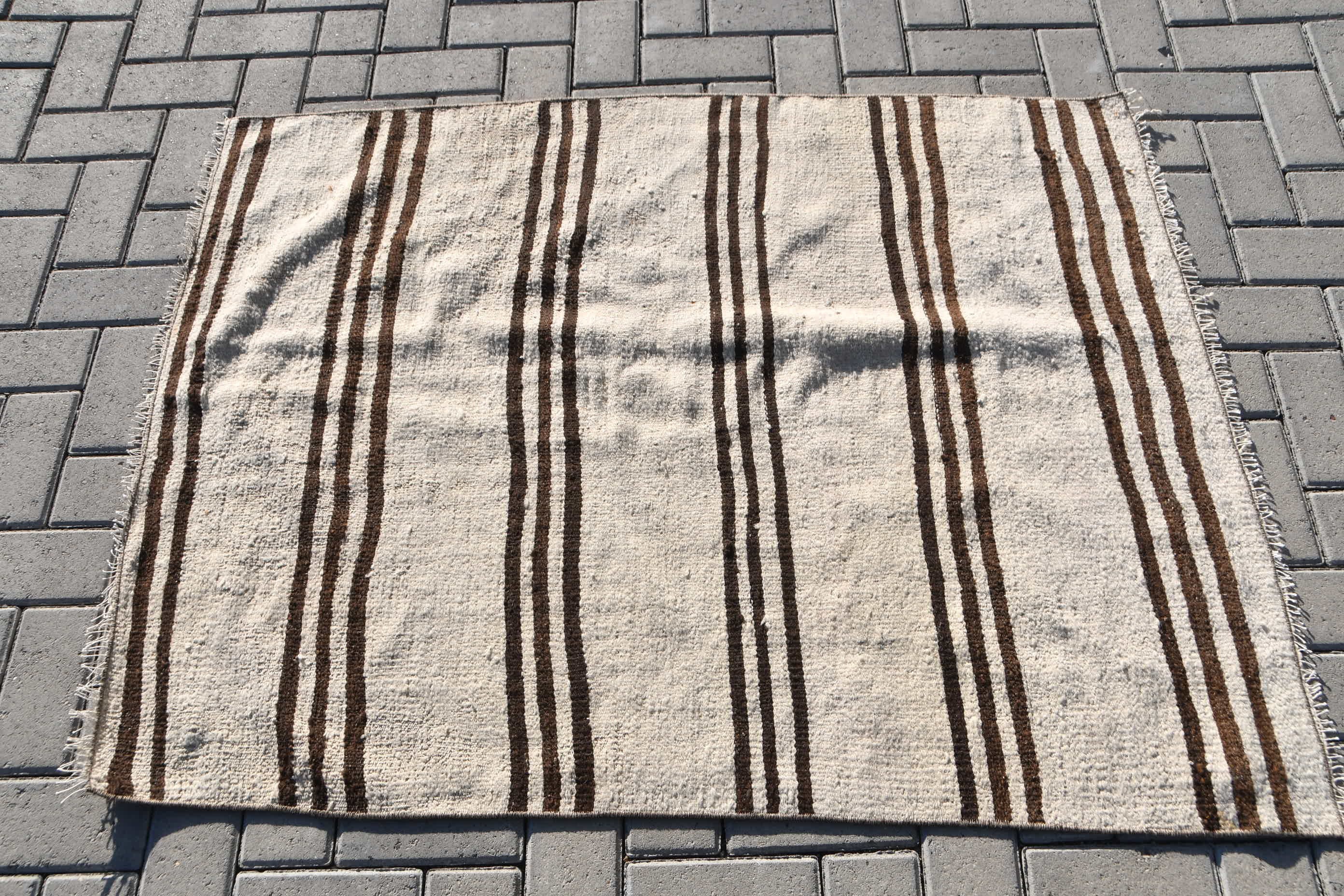 Kilim, Vintage Rug, 3.4x4.4 ft Small Rug, Car Mat Rug, Kitchen Rug, Turkey Rug, Turkish Rug, Floor Rug, Beige Bedroom Rugs