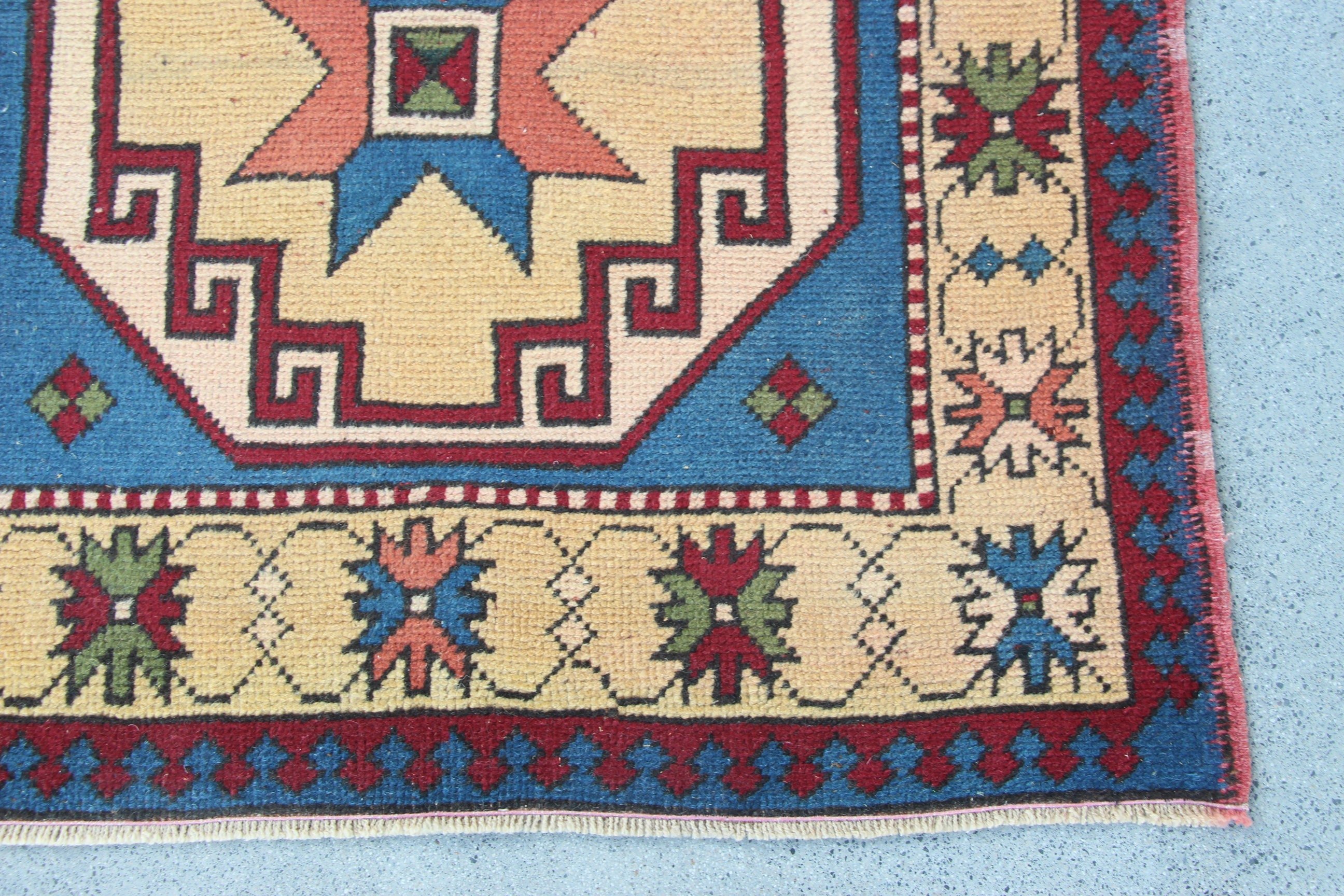 Dekoratif Halı, Türk Halıları, Mavi Zemin Halısı, Yatak Odası Halısı, Vintage Halı, Boho Vurgulu Halı, Egzotik Halı, 3.1x7.7 ft Accent Halı, Bildiri Halısı