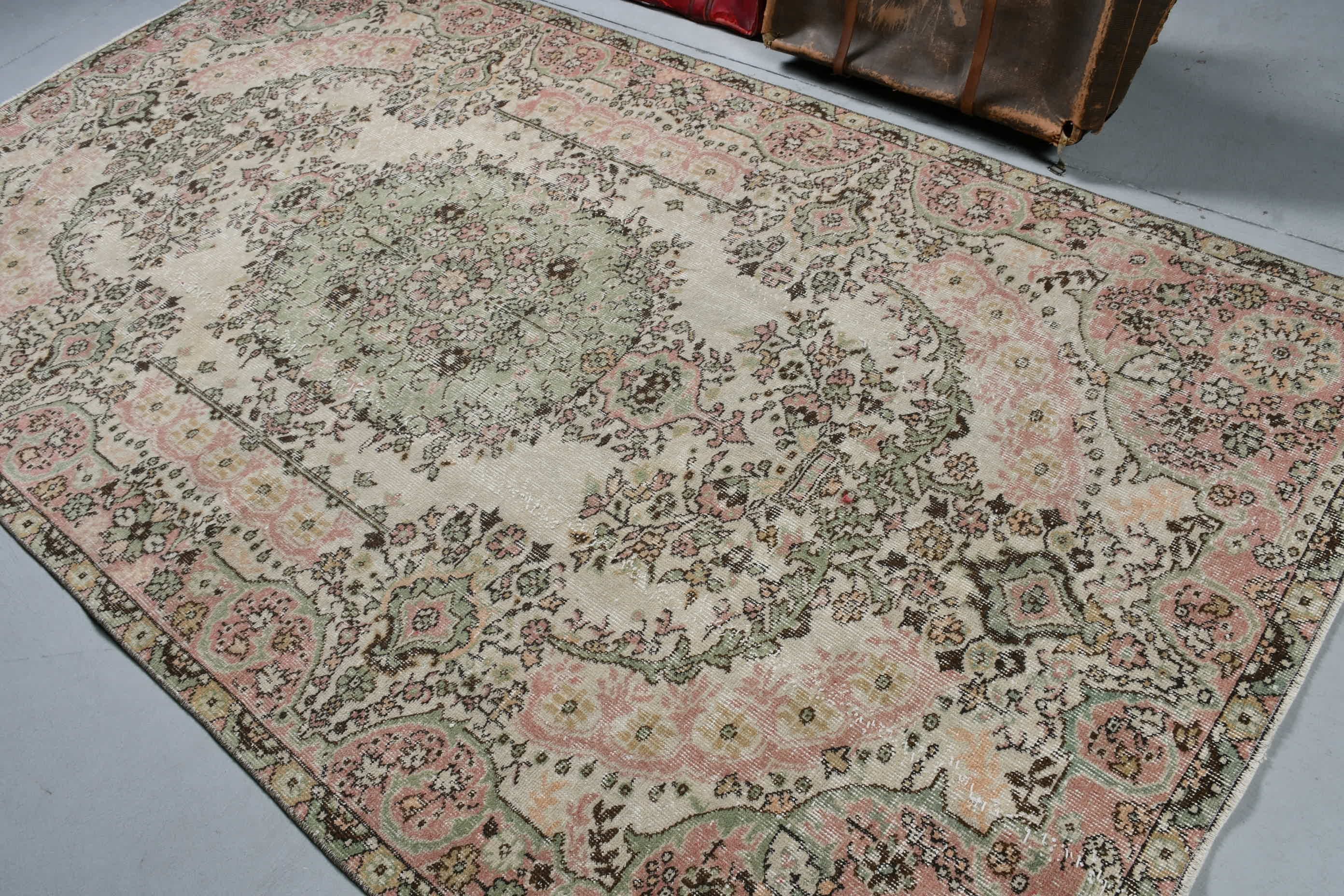 Green Home Decor Rug, Vintage Rug, Bedroom Rugs, Cool Rugs, 5.2x9.3 ft Large Rugs, Oriental Rug, Turkish Rug, Dorm Rug, Living Room Rugs