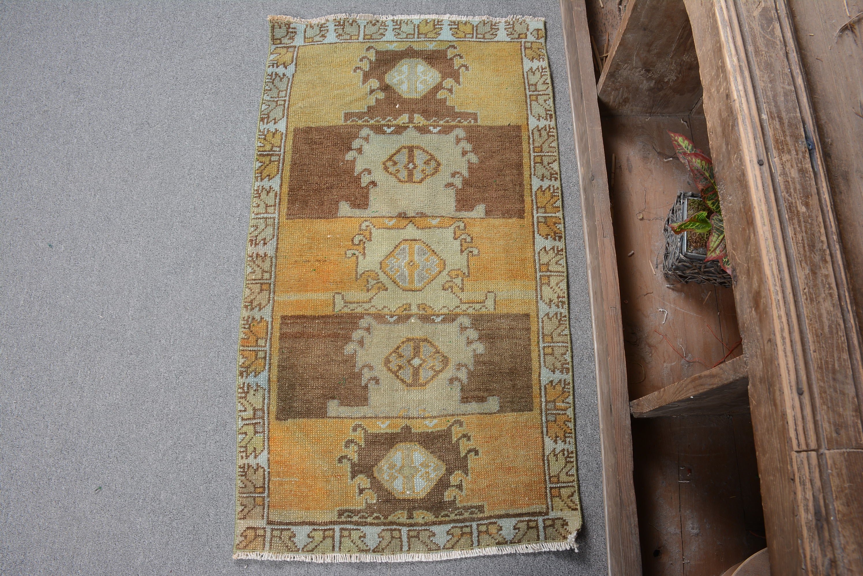 Sarı Antika Halı, Vintage Halılar, 1.8x3.3 ft Küçük Halı, Türk Halısı, Oushak Halıları, Banyo Halısı, Kapı Paspası Halısı, Araba Paspas Halıları, Yün Halı