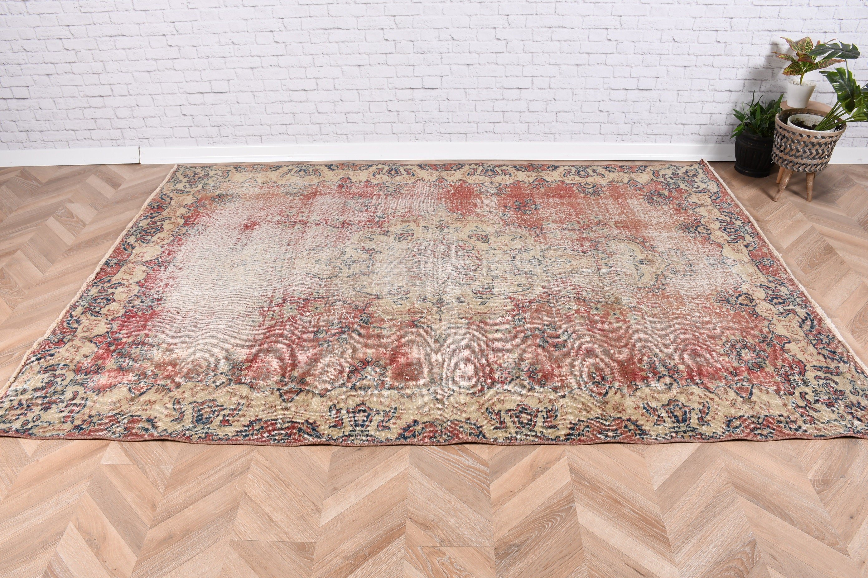 Turkish Rug, Oriental Rug, Neutral Rugs, Red  5.4x8 ft Large Rugs, Dining Room Rugs, Vintage Rugs, Living Room Rugs, Boho Rugs