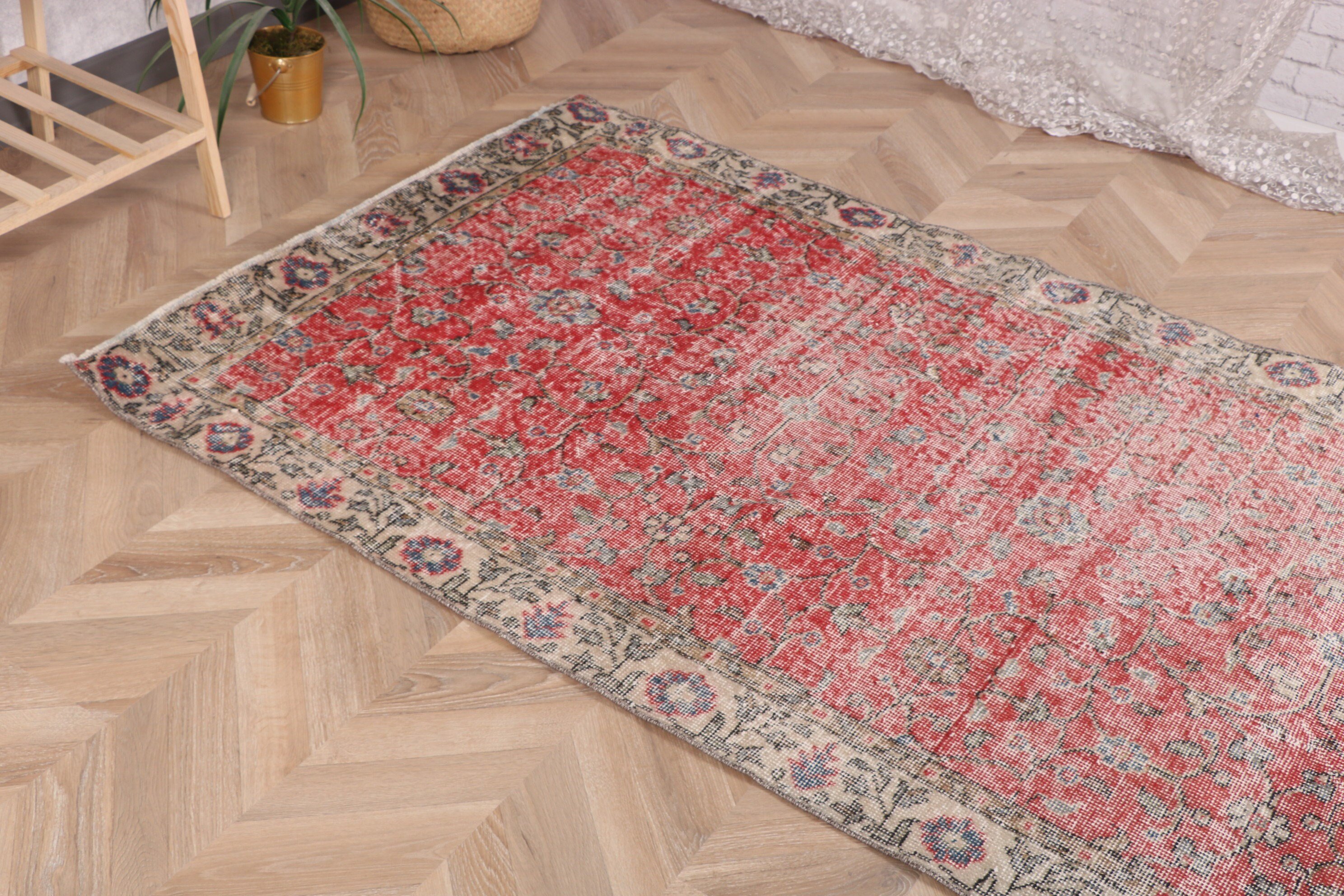 Vintage Rug, Rugs for Bedroom, Red Floor Rugs, 3.7x6.6 ft Area Rugs, Antique Rugs, Wool Rug, Living Room Rugs, Turkish Rug, Nursery Rugs